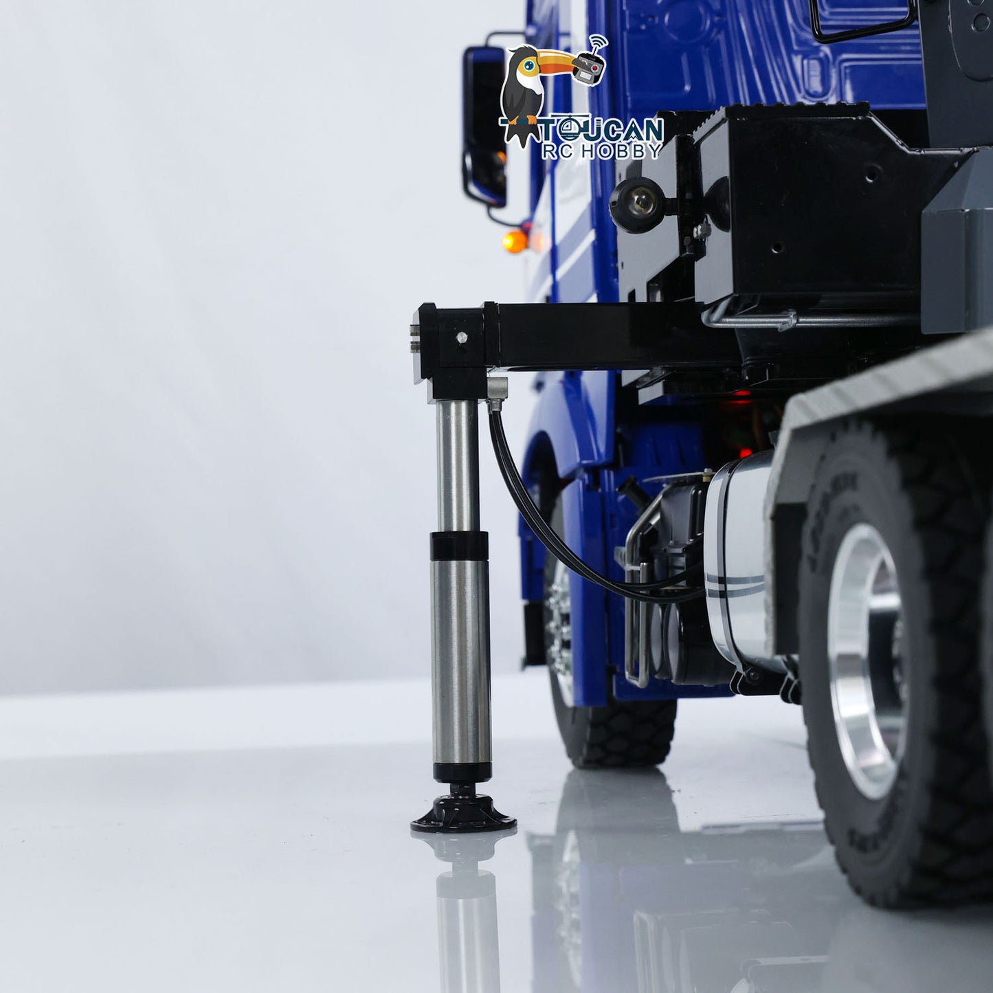 Unitru 03 1/14 3363 RTR Radio Controlled Tractor Truck Metal Chassis Hydraulic Timber Crane 6X6 RC Lorry Car Smoke PL18EV