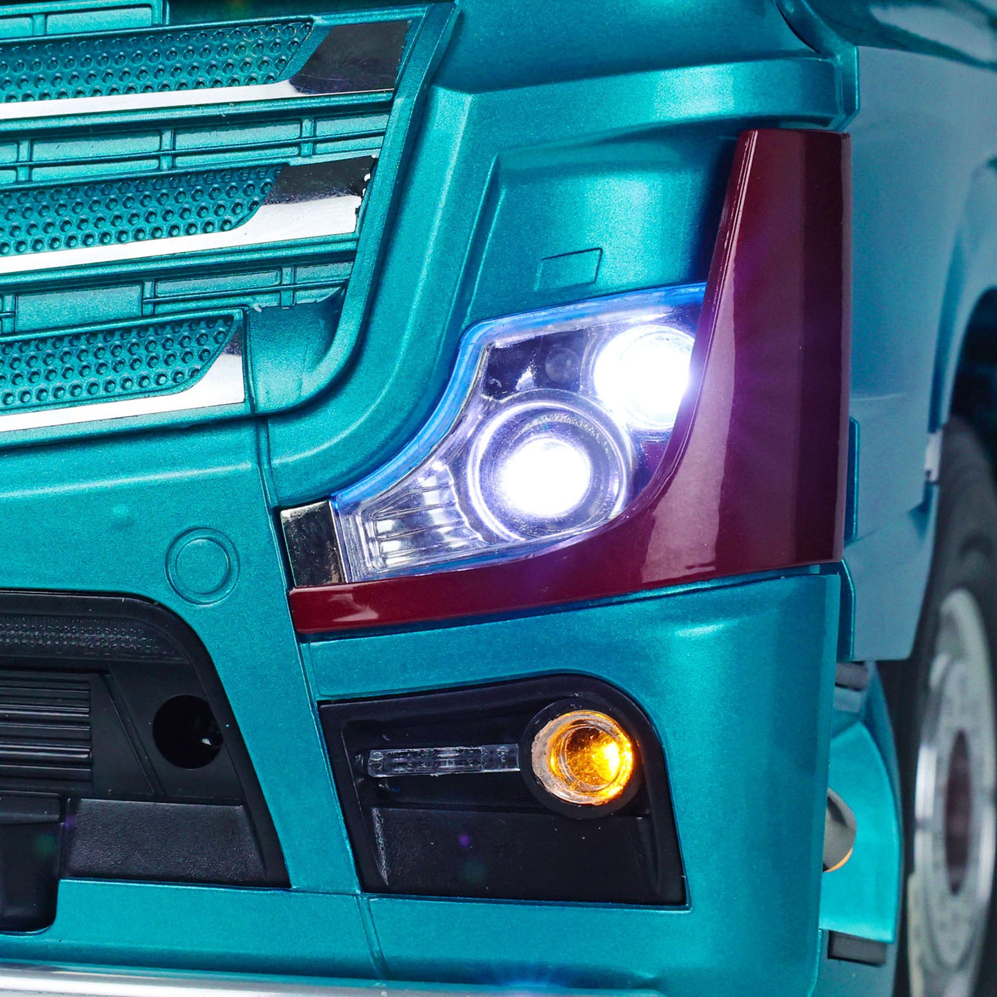 LESU 1/14 RC RTR Highline Tractor Truck Model 1851 3363 6*6 Metal Chassis W/ Sound & Light Systems Electric Wiper Battery ESC 3Speed Gearbox