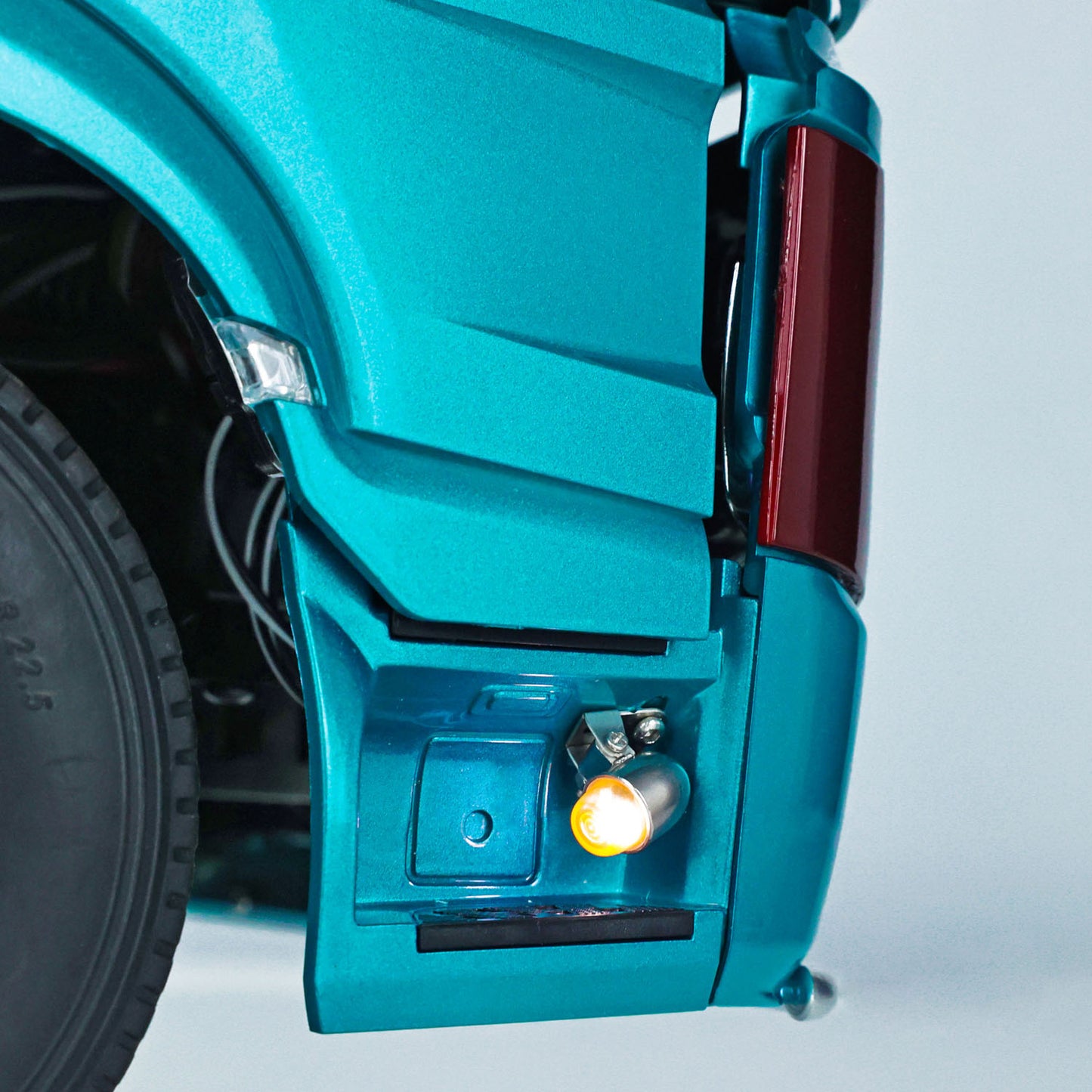 LESU 1/14 RC RTR Highline Tractor Truck Model 1851 3363 6*6 Metal Chassis W/ Sound & Light Systems Electric Wiper Battery ESC 3Speed Gearbox