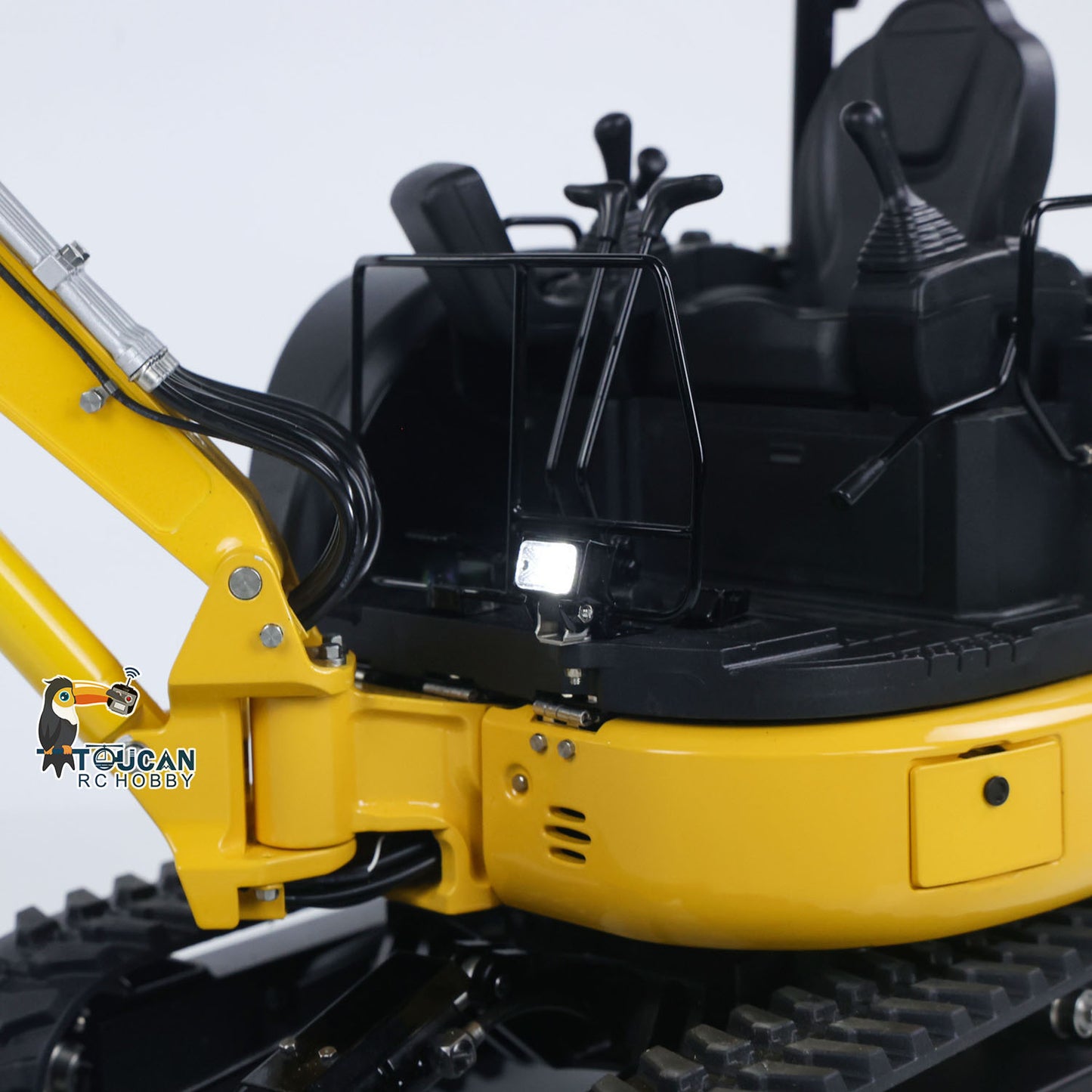 Newly Released LESU 1/14 Mini RC Hydraulic Excavator PC30 Metal Radio Controlled Digger Model Emulated Construction Vehicle Toy