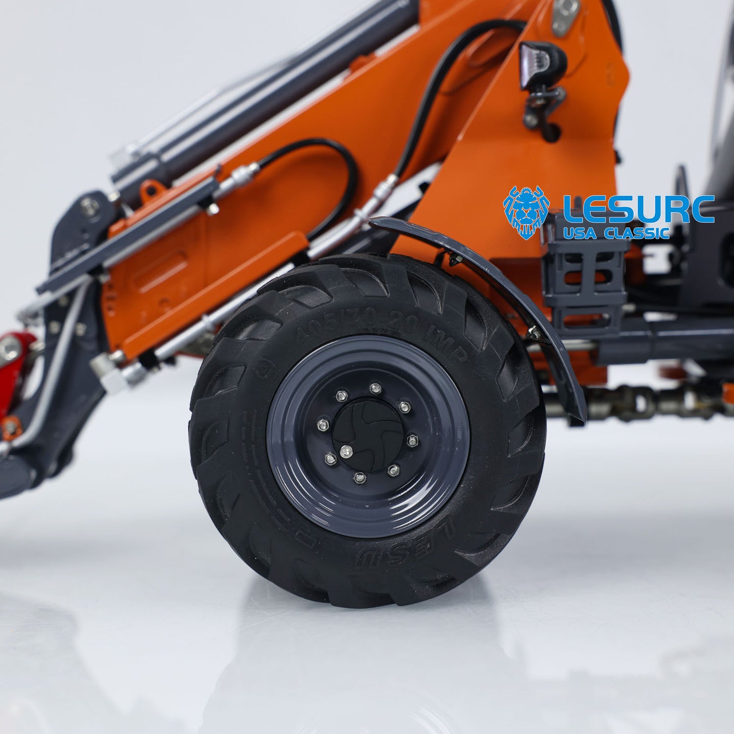 AT1050 LESU 1/14 Hydraulic RC Fork Truck Telescopic Arm Radio Control Loader Electric Engineering Vehicle Model FlySky ST8 Remote