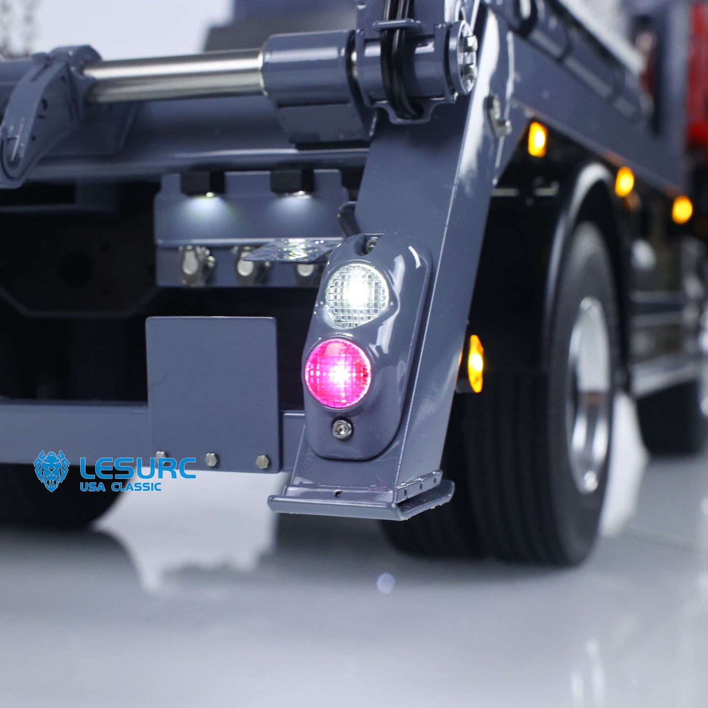 LESU Metal 1/14 RC Hydraulic Swing Arm Garbage Dump Truck 4X4 Remote Control Skip Loader RTR TGS Light Sound ST8 Radio Battery