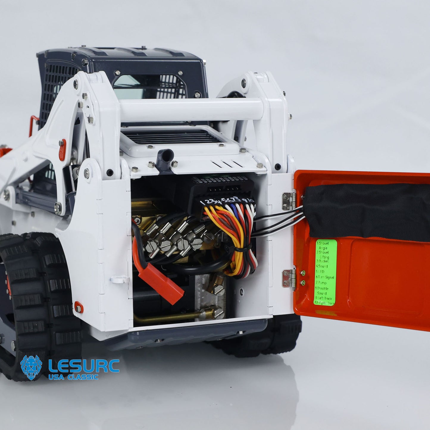LESU 1/14 RC Hydraulic Car Aoue LT5 Skid-Steer Loader RTR Simulation Vehicle Model Flysky I6S Radio Battery Sound Light Motor