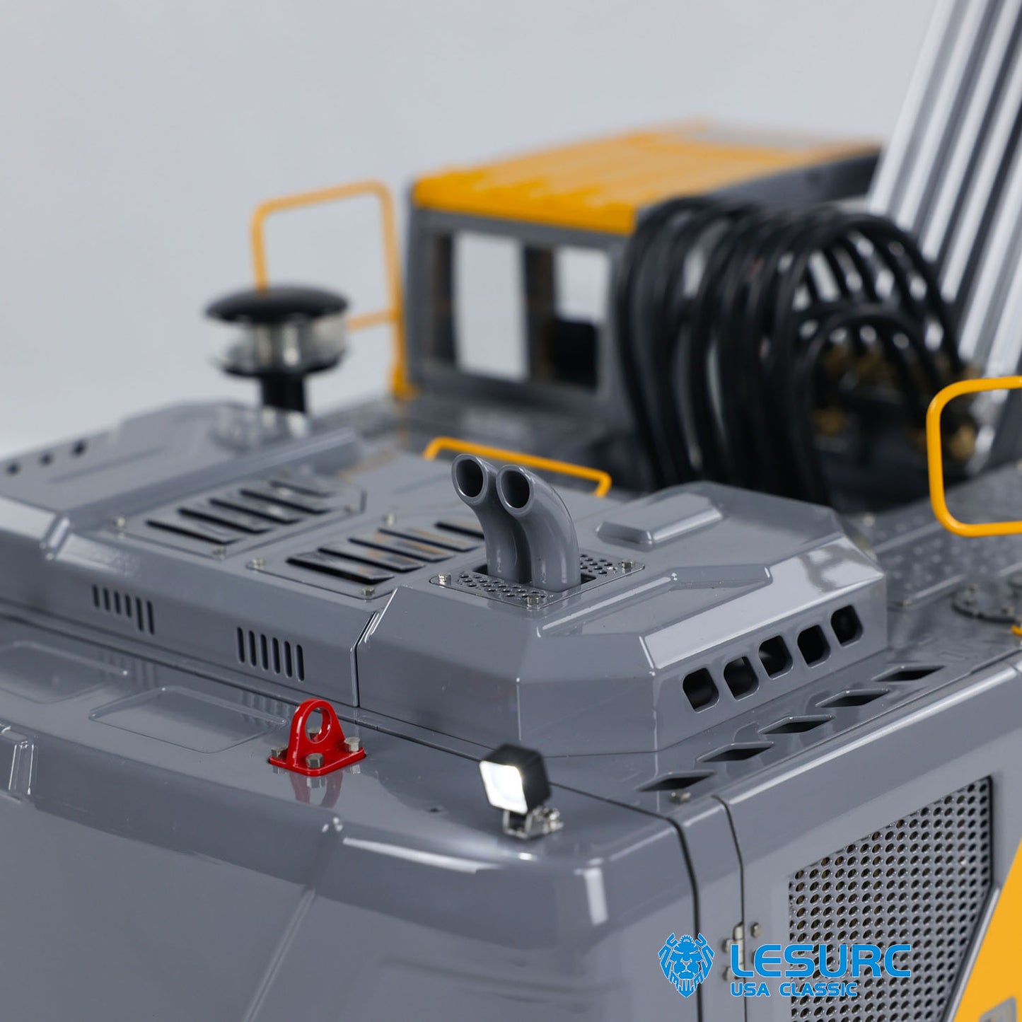 1/14 Aoue ET30H LESU RC Hydraulic Excavator RTR Wheeled Radio Control Diggers Model PL18EVLite Remote Control LCD Display Screen