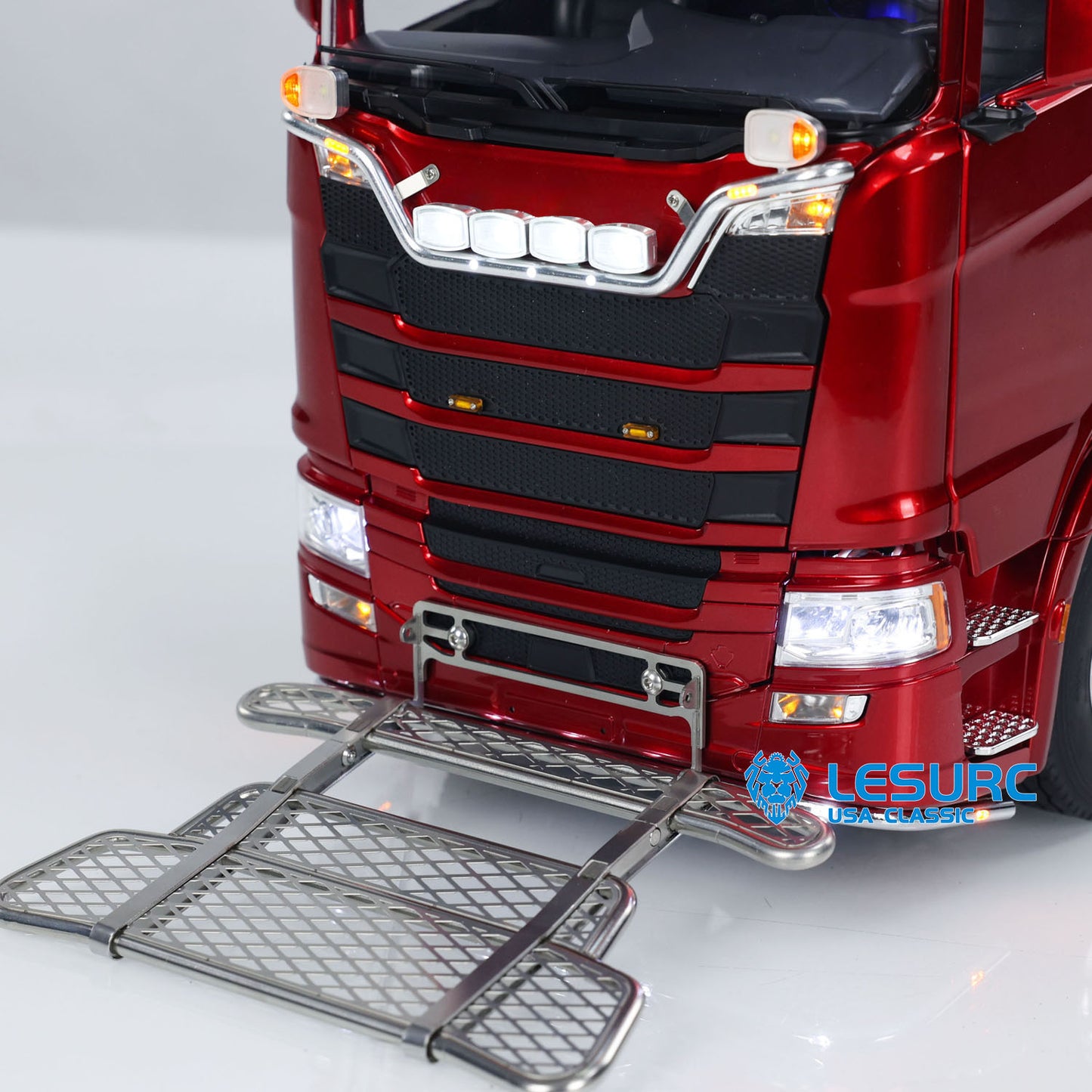 LESU 1/14 RC Tractor Truck 6*6 770S Metal Chassis Simulation Car Model Light Sound Smoke Differential 2-Speed FlySky ST8 Radio