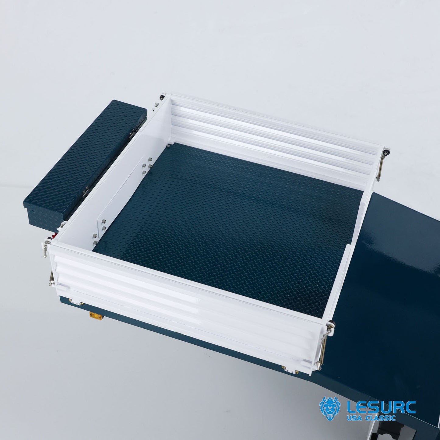 LESU Metal Trailer Hydraulic Lifting Tailboard Painted for RC Tractor Truck Car Emulated Construction Vehicle Hobby Models Light