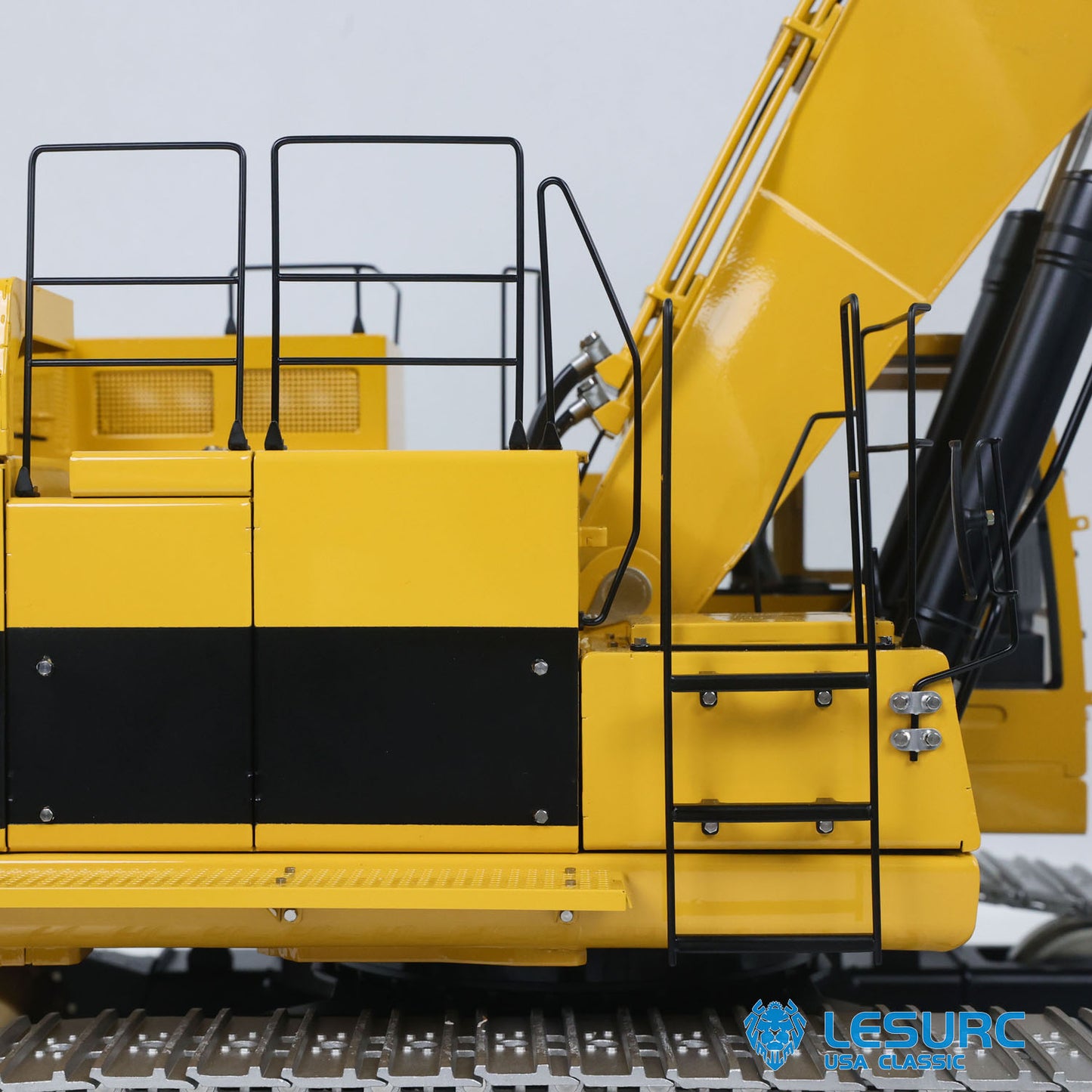LESU 1/14 RC Hydraulic Excavator C374F Remote Controlled Heavy Digger Machine Sound Smoke Light LCD Screen 6CH Valve Motor ESC