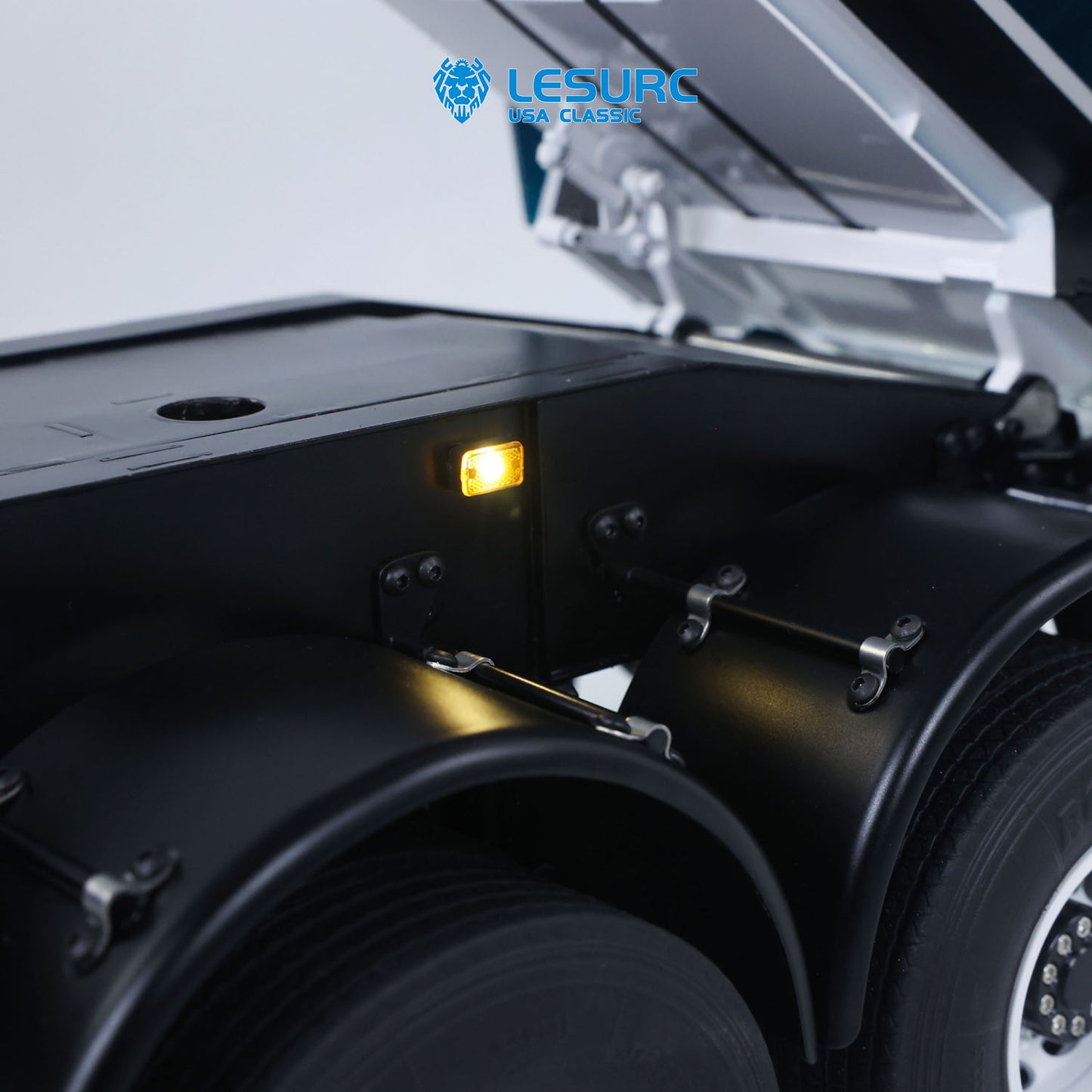 LESU 1/14 RC Metal Hydraulic Dump Trailer Model for DIY Remote Control Tractor Truck Lorry Car Model Pump Electric Support Legs