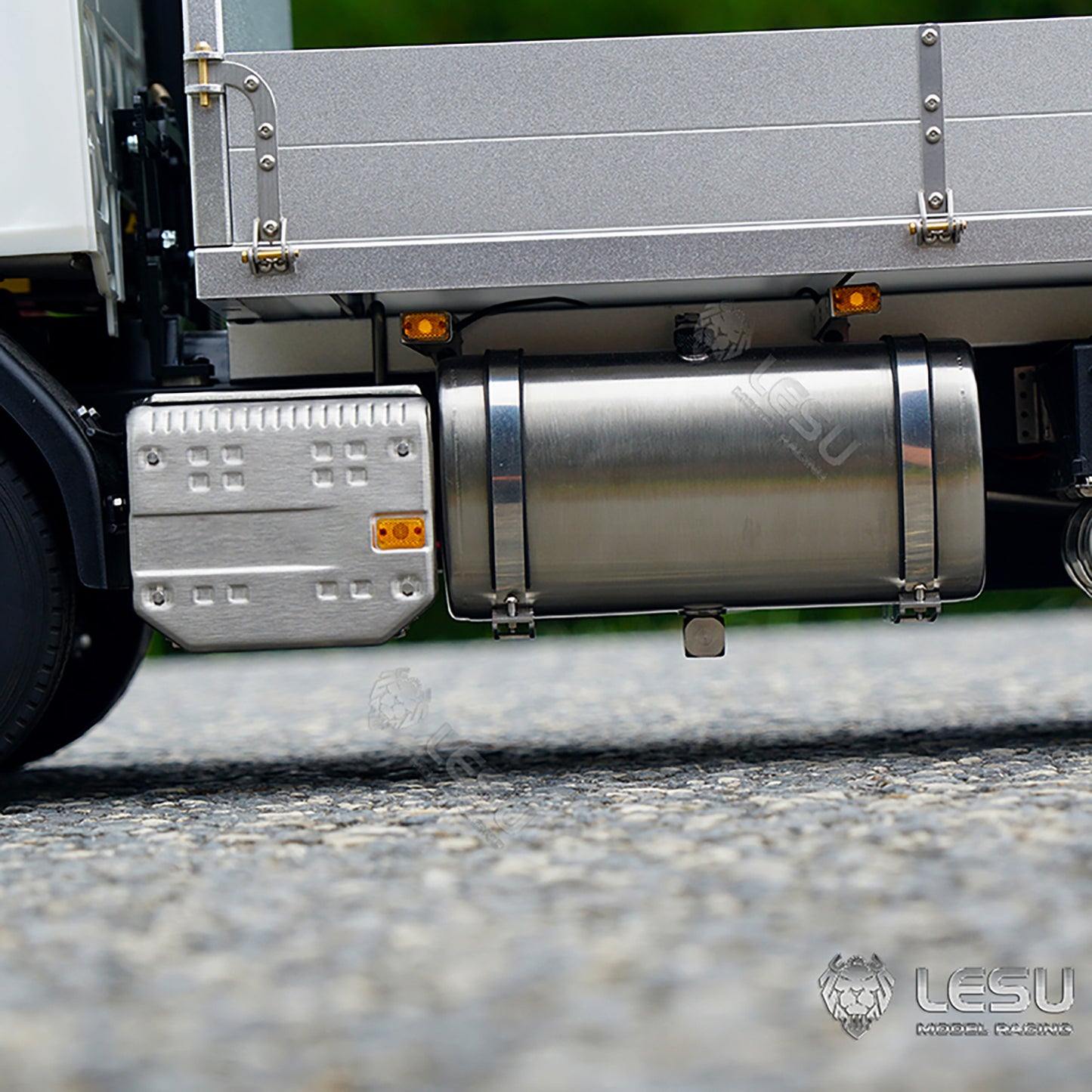 IN STOCK LESU 1/14 VM 6x4 Unpainted Remote Control Flatbed Truck Model Car for Light System Motor Servo ESC W/O Battery Radio