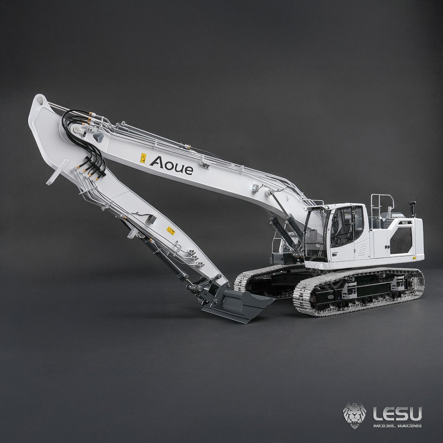 LESU AOUE LR945 1/14 RC Long-reach Hydraulic Excavator CNC Extended Arm Radio Control Digger Model Light 7CH Valve 4MPa Pump