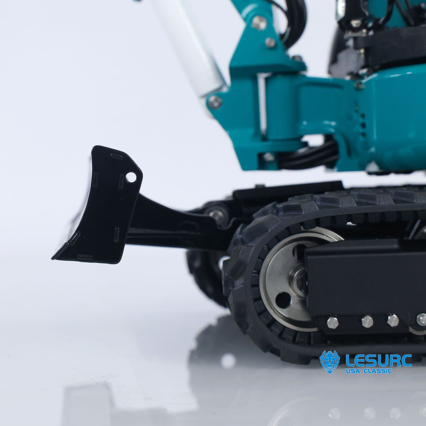 LESU B0003 Upgraded Ver 1/14 PC30 RC Hydraulic Excavator Metal Radio Controlled Digger Model Frsky X14 Radio Sound Light Battery
