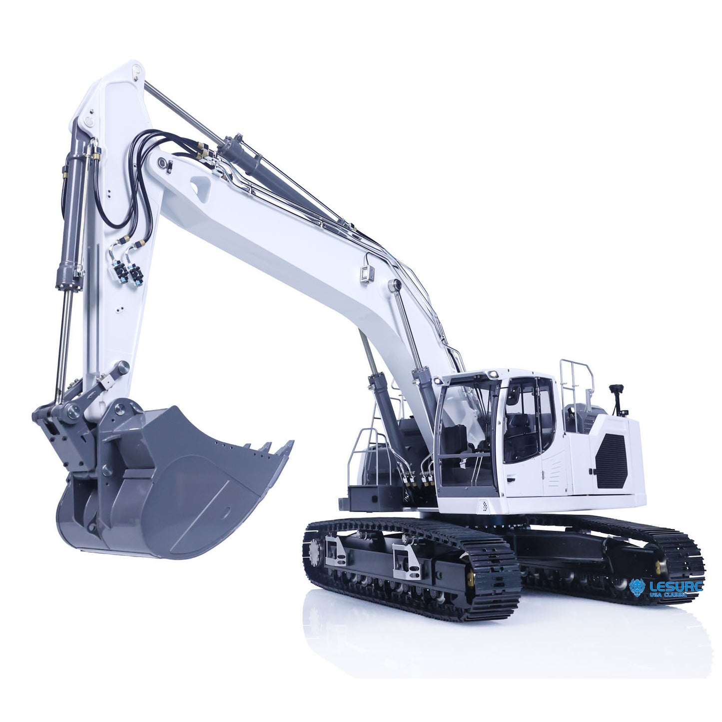 LESU Aoue-LR945 1/14 Metal RC Hydraulic Excavator B0016 7CH Valve Light System for Remote Control Digger Model Enthusiast Outdoor Fun