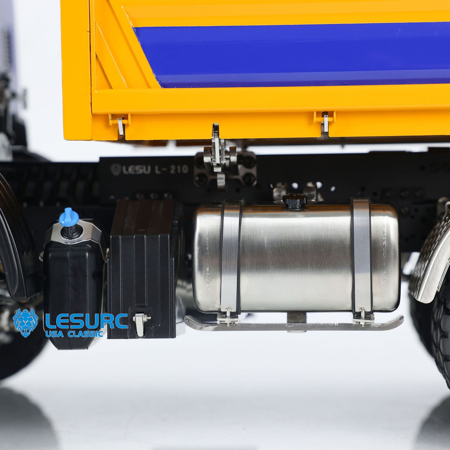 LESU A0009 1/14 Metal 6x6 RC Hydraulic Dump Truck with FlySky I6S Radio Controller 3 Speed Transmission for Model Enthusiast