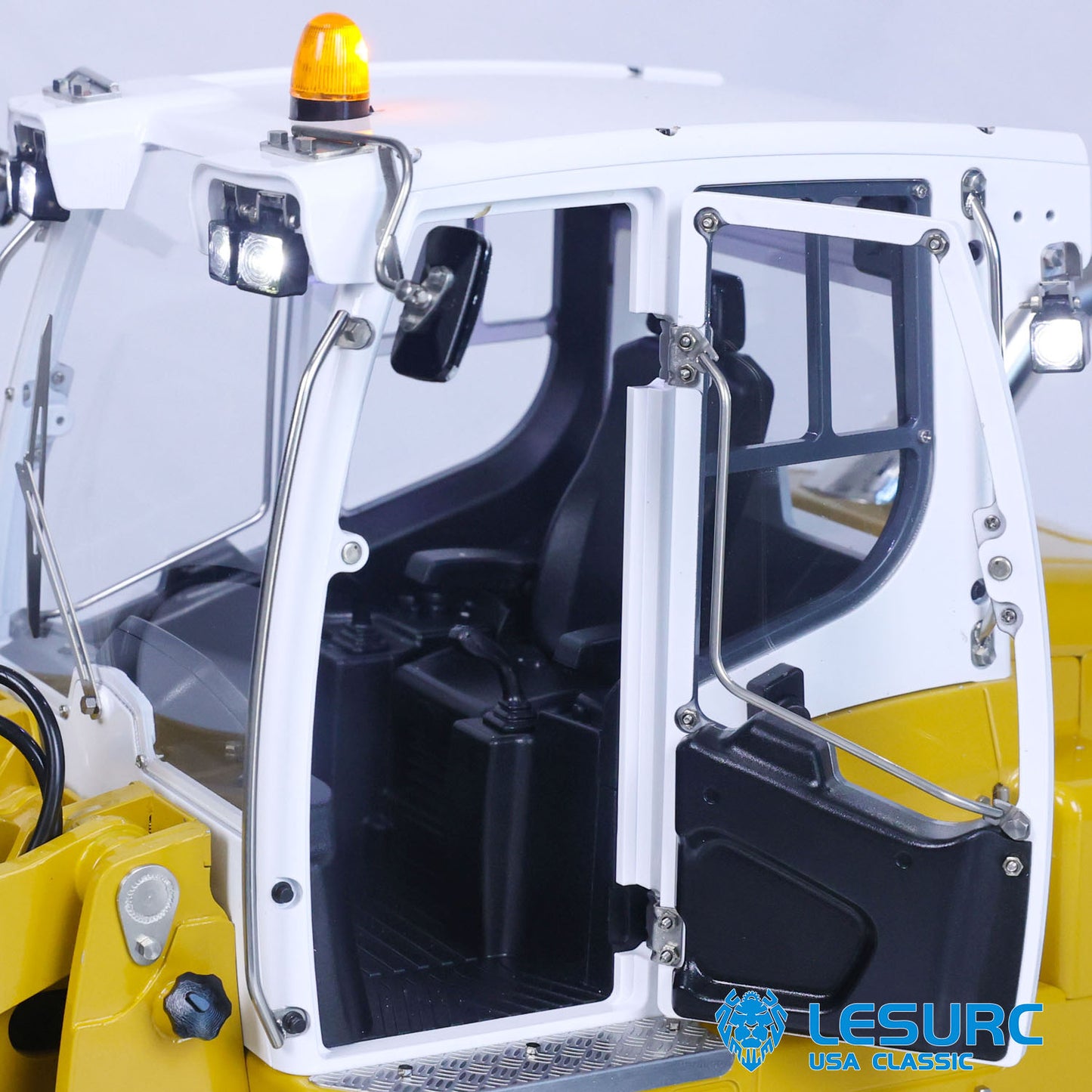 LESU LR636 1/14 Metal Hydraulic RC Tracked Loader Brushless Motor PL18EV Lite Remote Controller 4 Ways Directional Valve Sound Light System