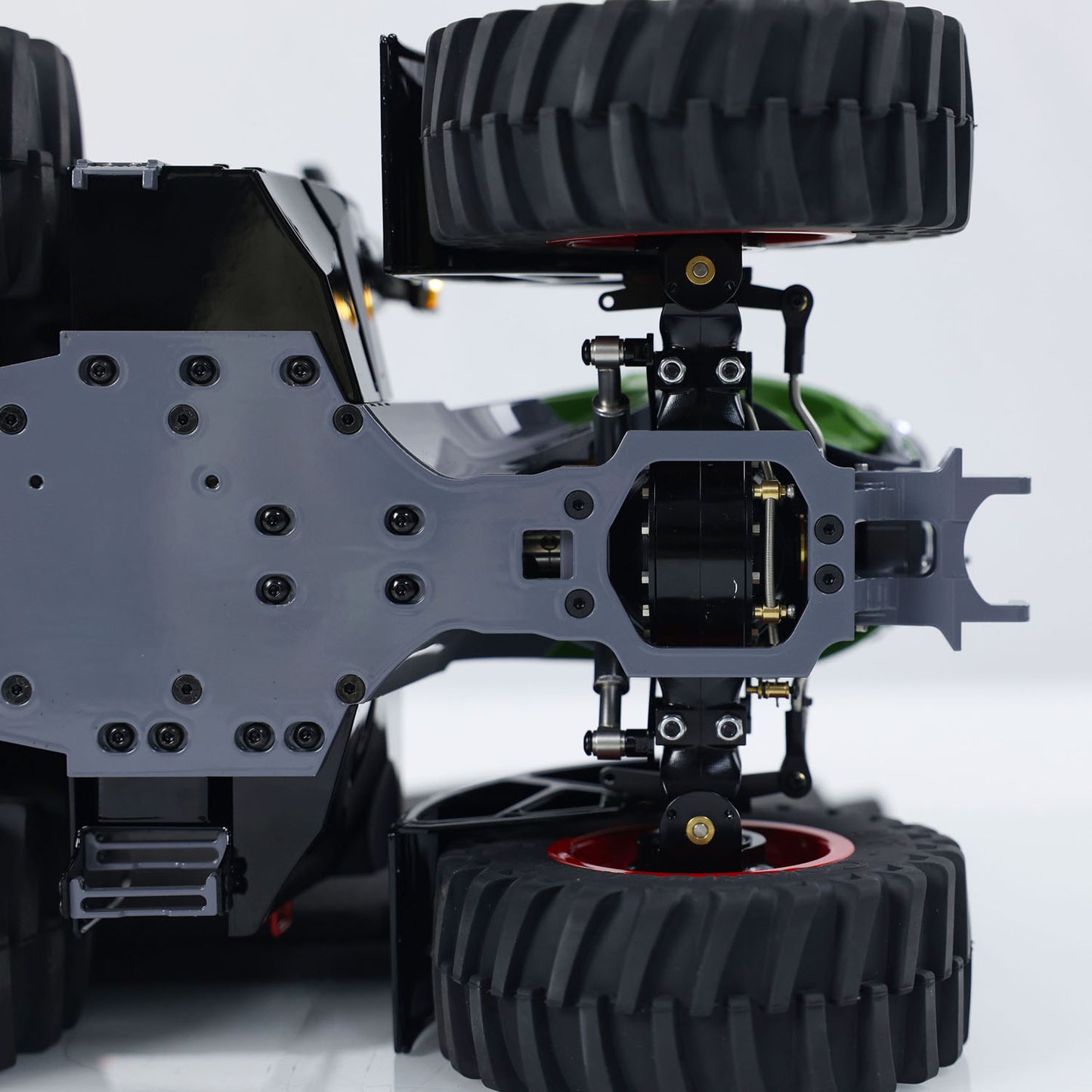 LESU A0005 1/16 4X4 Fendt Metal Chassis RC Walking Tractors with FrSky ST8 Remote Controller Differential Lock Light Sound System