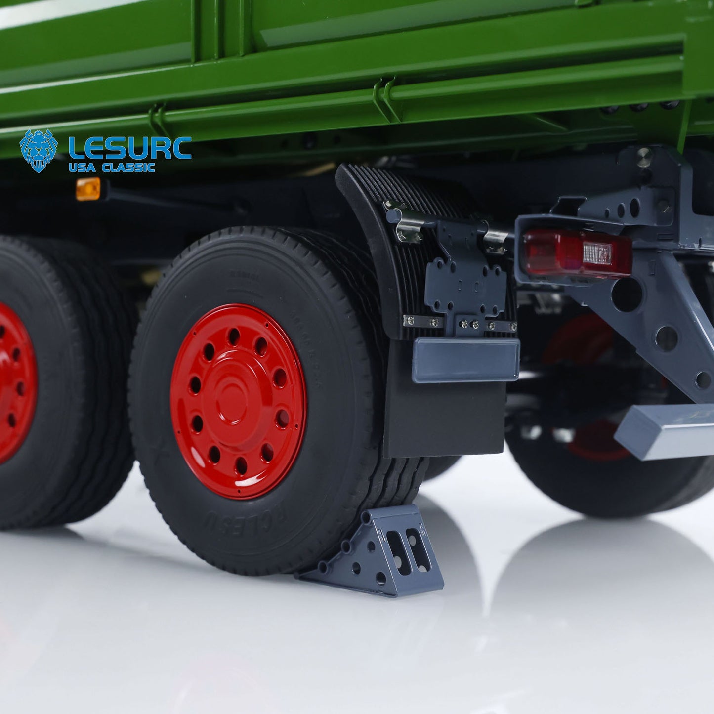 LESU A0051 1/14 Metal Hydraulic RC Full Trailer with Electric Support Legs LED Lights for RC Tractor Trucks Backyard Fun