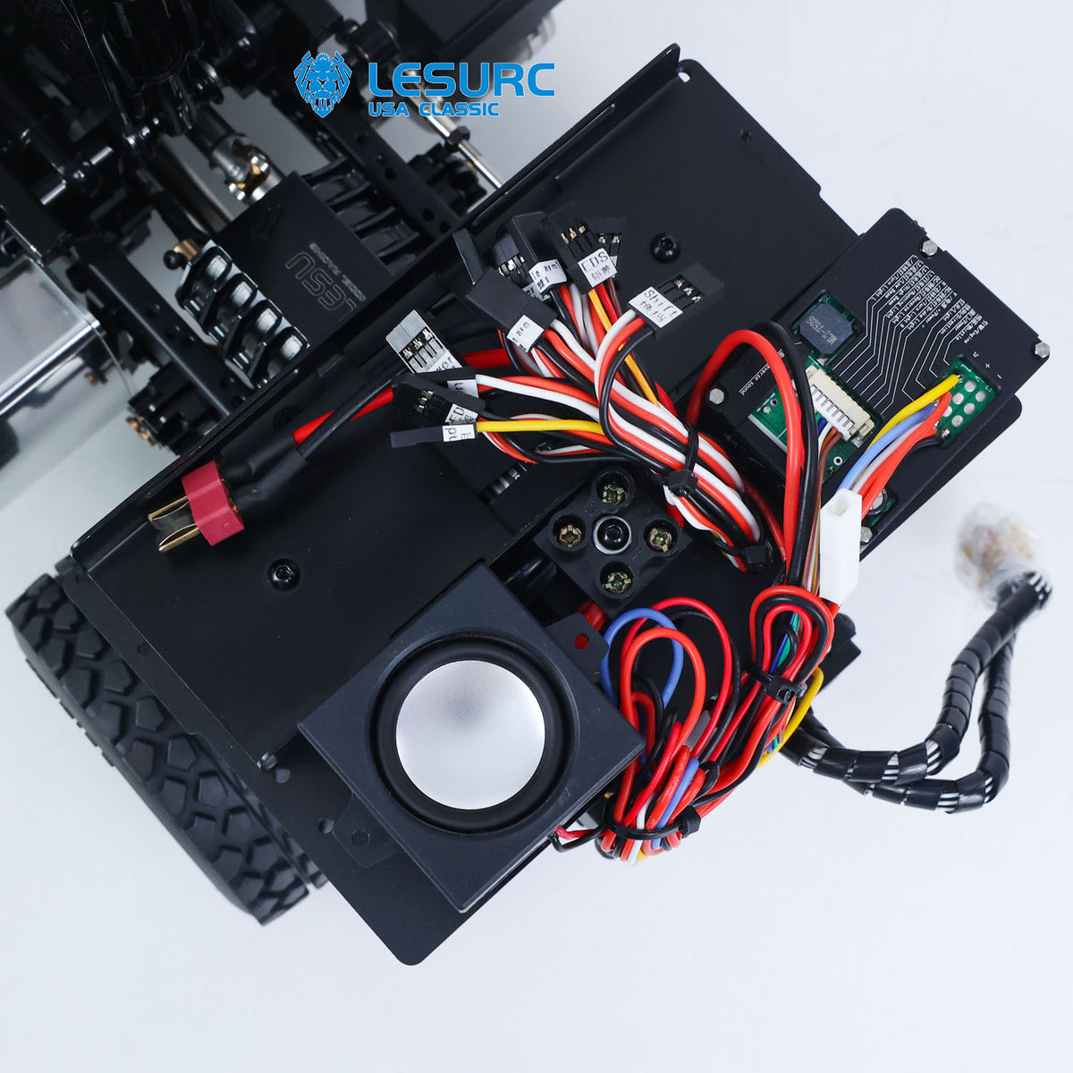 LESU Z0098 1/14 Metal Hydraulic Roll On Off Dump Truck 8x8 Folding Hooklift Engineering vehicle with 3Speed Gearbox Differential Lock Sound Light