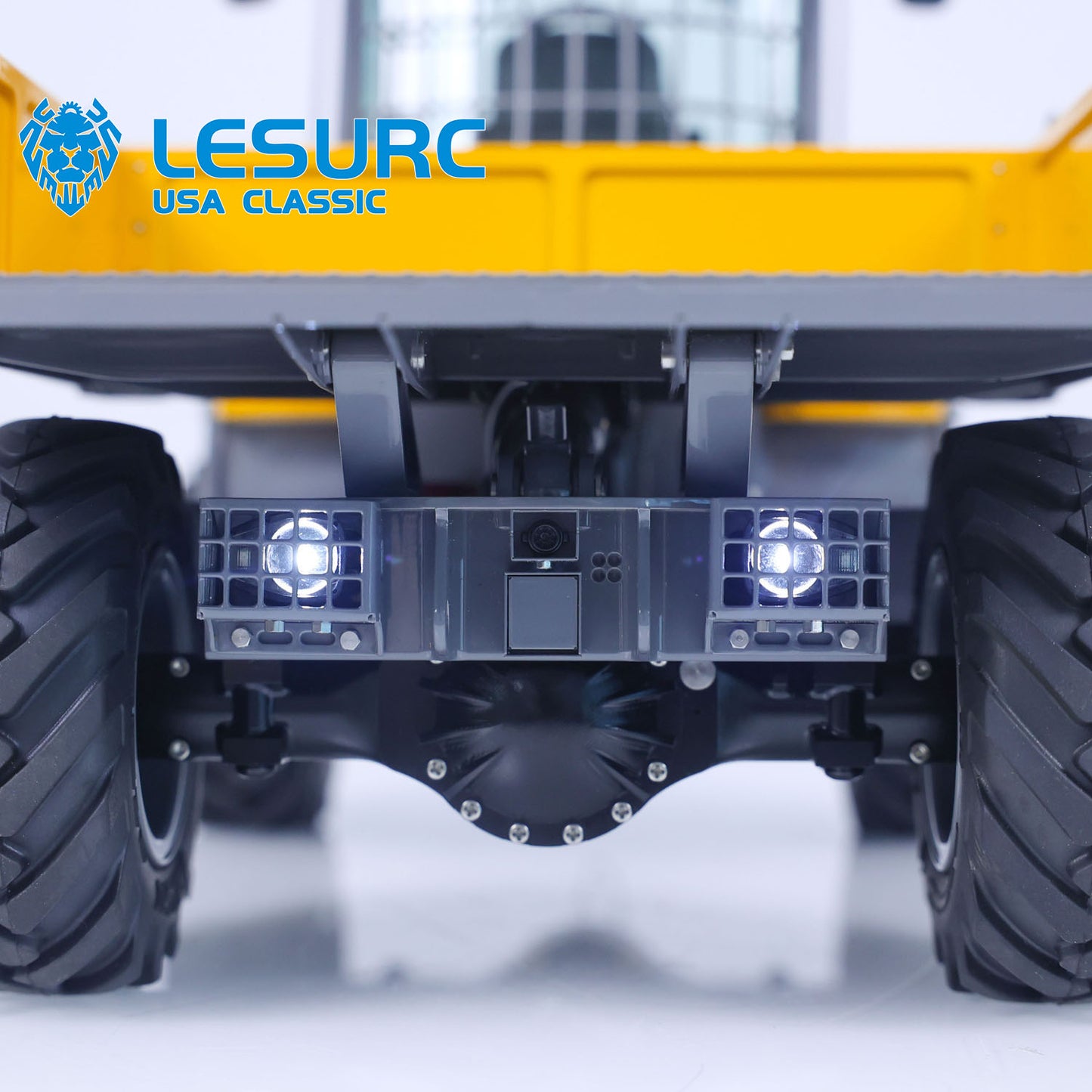 LESU 6MDX-B 1/14 Metal Hydraulic 4x4 RC Dump Truck with Differential Lock Axles Sound Light System for Engineering Vehicle Enthusiast