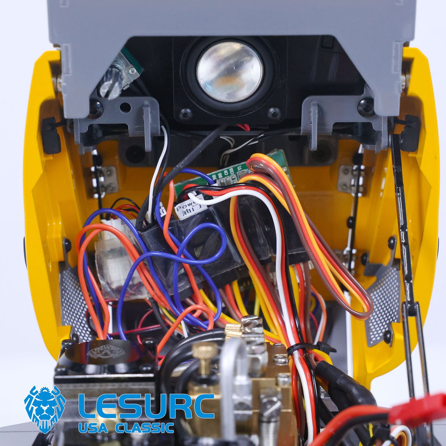 LESU 6MDX-B 1/14 Metal Hydraulic 4x4 RC Dump Truck with Differential Lock Axles Sound Light System for Engineering Vehicle Enthusiast