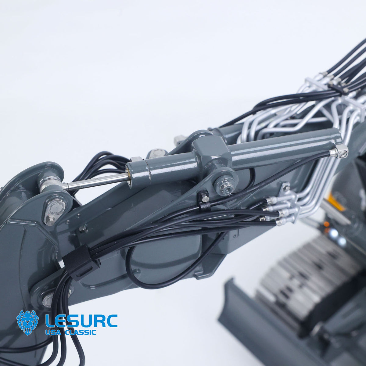 LESU MC15 4 Arms Metal 1/14 Hydraulic Remote Control Excavator KIT Model RC Digger Dual Pumps 9 Ways Valve Light Sound Motor