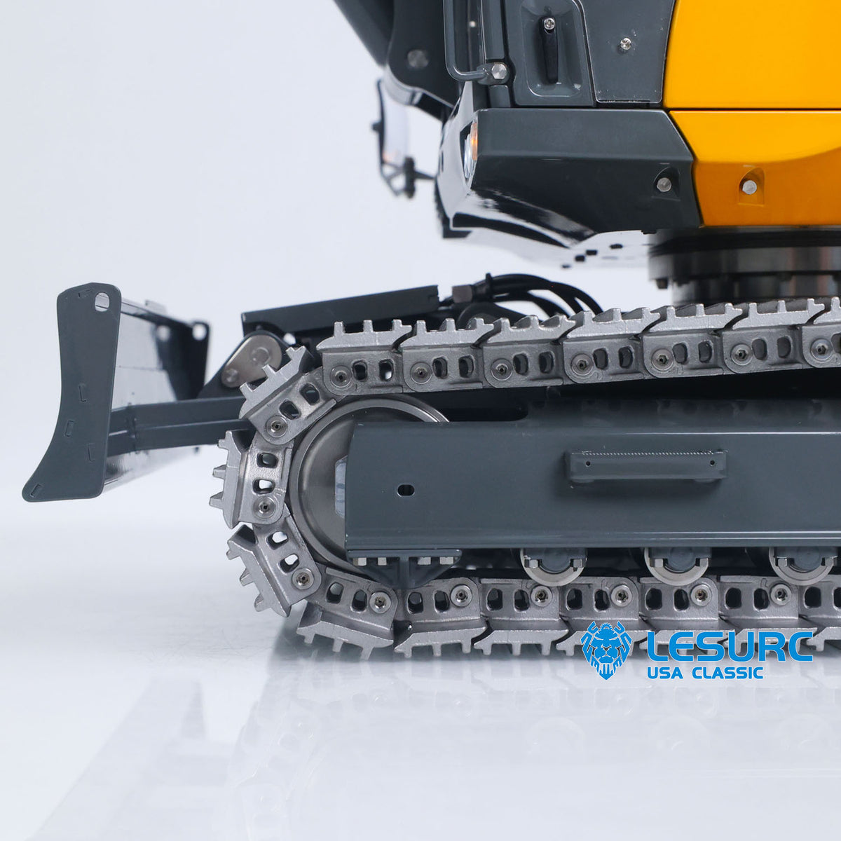 LESU MC15 4 Arms Metal 1/14 Hydraulic Remote Control Excavator KIT Model RC Digger Dual Pumps 9 Ways Valve Light Sound Motor