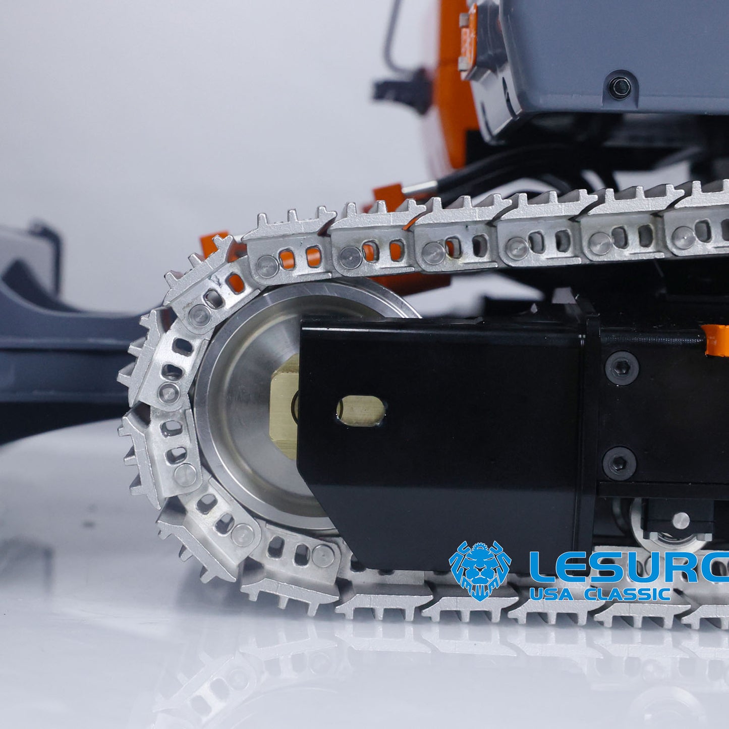 LESU Assembled Metal 1/14 Hydraulic RC Excavator Aoue ET26L Pump Valve ESC GPS Remote Control Digger Construction Vehicles