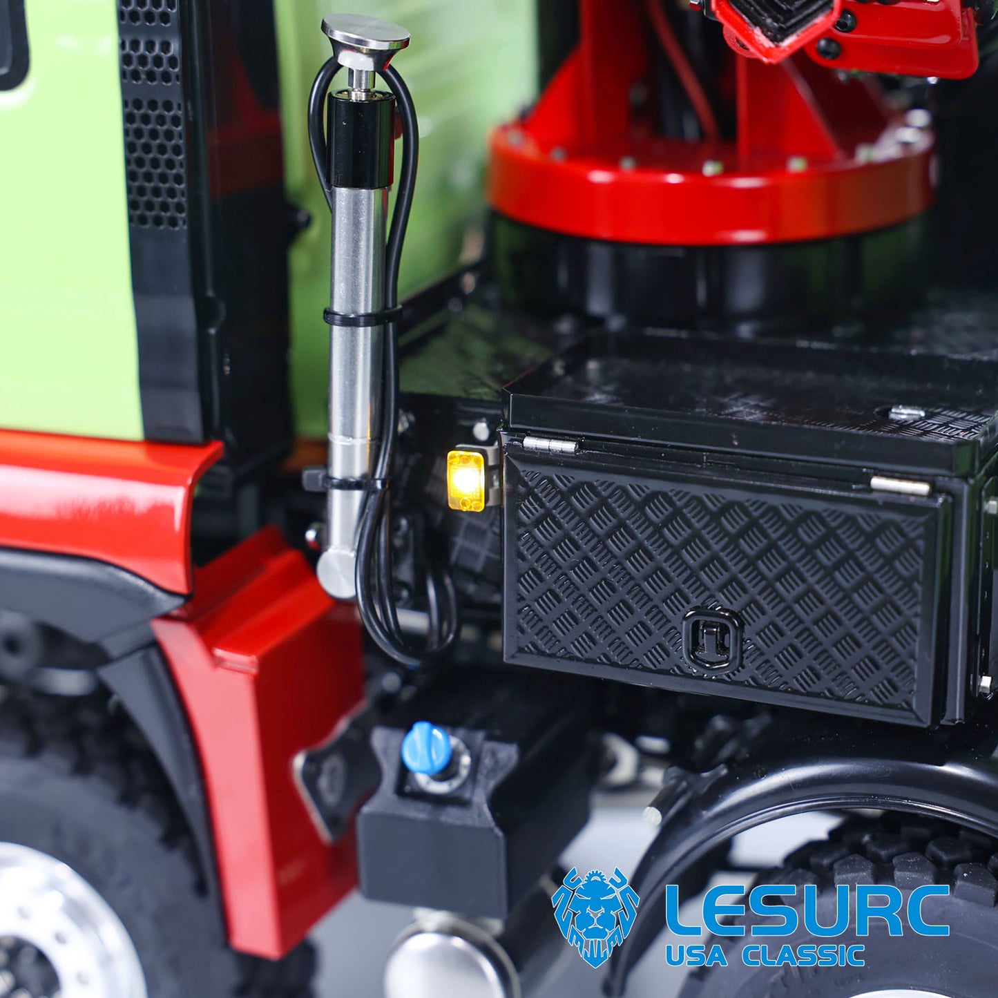 LESU Z0063 1/14 Metal 8X8 Hydraulic RC Dump Truck 3 Way Tipper with Crane 2 Speed Transmission 7CH Valve Light Sound for Construction Model Hobbyists