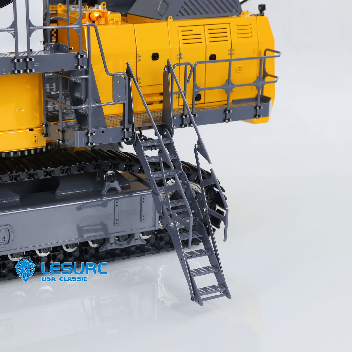 LESU Aoue 9150 1/14 Metal RC Digger B0010 Hydraulic Excavator with Dual Pump Lifting Ladder 5CH Valve Light System for Scale Machinery Enthusiast