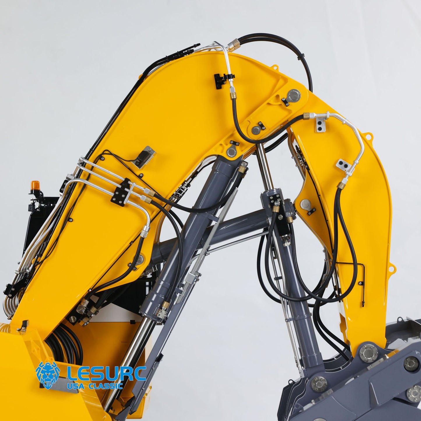 LESU Aoue 9150 1/14 Metal RC Digger B0010 Hydraulic Excavator with Dual Pump Lifting Ladder 5CH Valve Light System for Scale Machinery Enthusiast