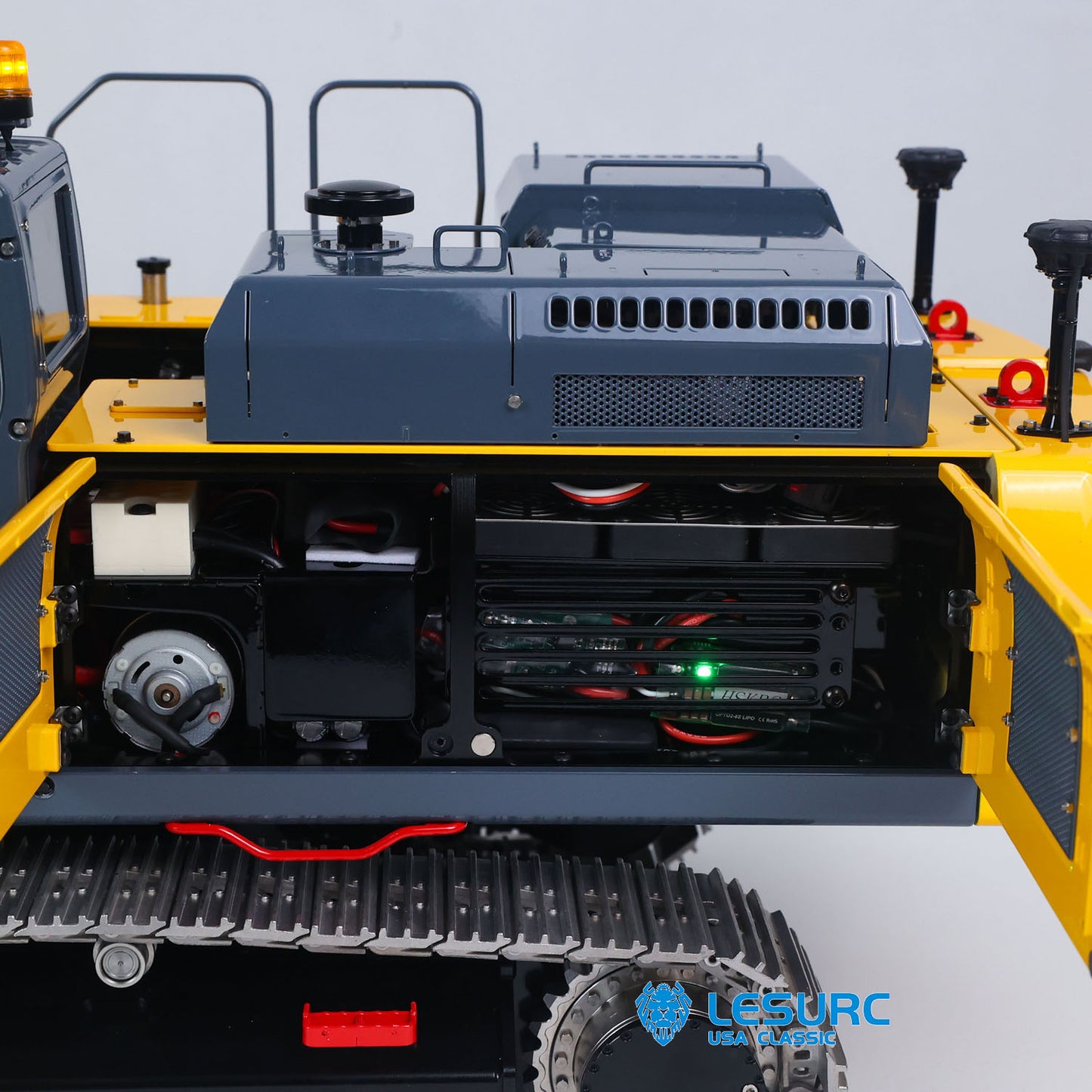 LESU SK500 1/14 Metal Remote Control Hydraulic Excavator B0018 RC Digger with 6 Ways Valve Light System for RC Construction Hobbyists