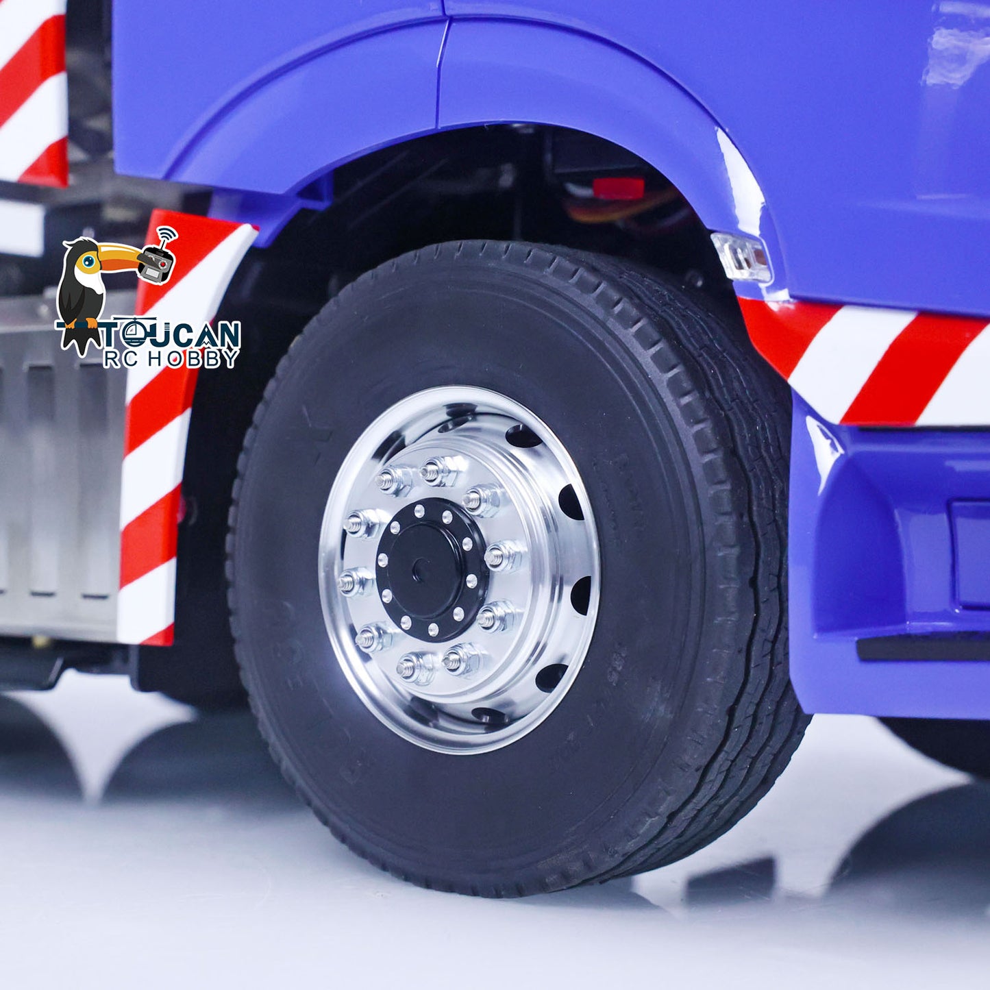 TOUCAN 1/14 LESU RC Tractor Truck 8X8 with Metal Heavy Chassis 3-speed Transmission Equipment Rack Front Hook Remote Control Vehicle Customized Model