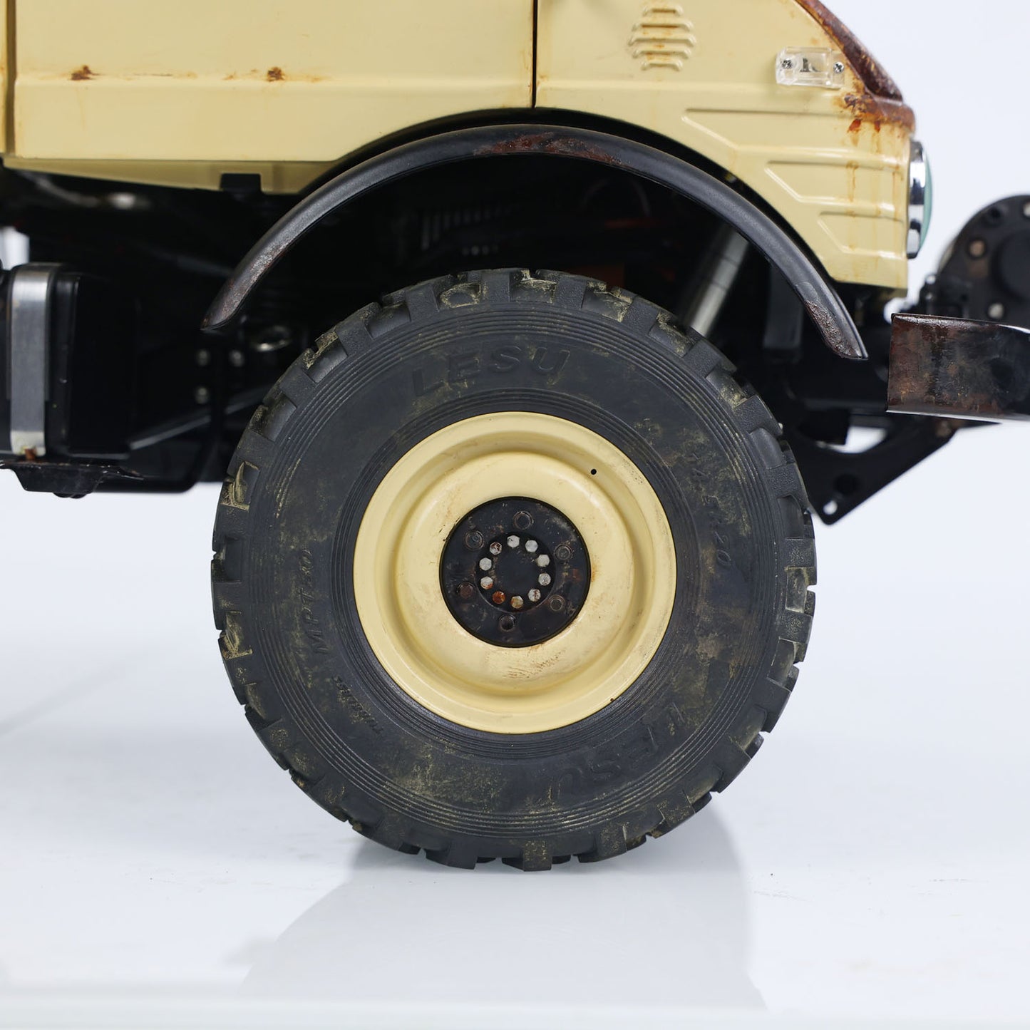 LESU 1/10 4x4 RC Crawler Trucks UM406 RTR Off-Road Vehicles Brushless Motor 2Speed Transmission Axle Locks I6S Radio System Battery Charger