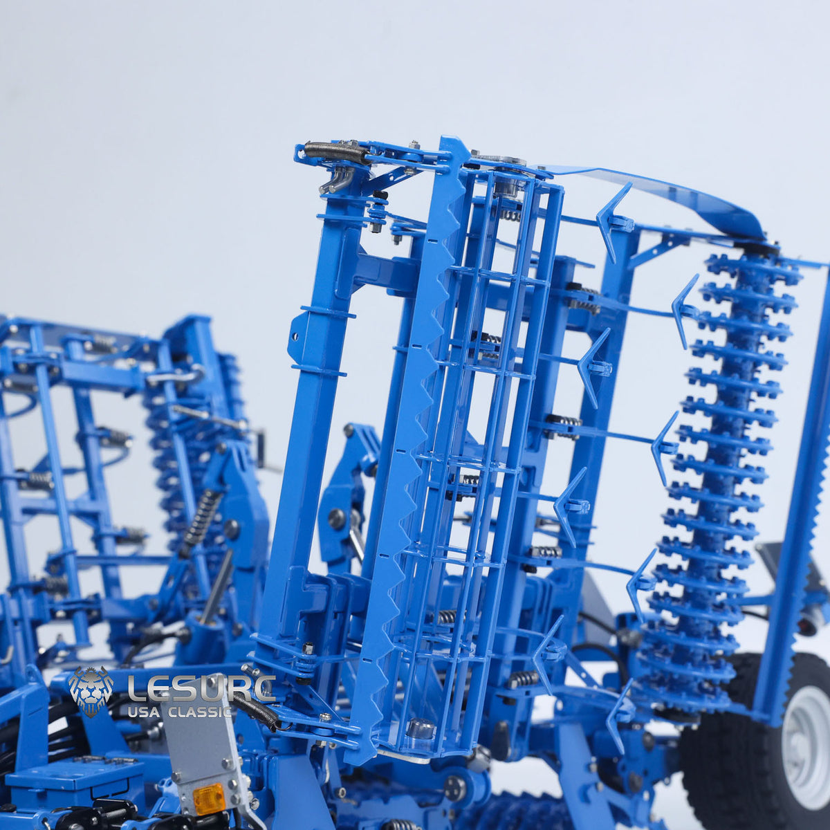LESU AOUE 1050 Metal 4x4 1/14 RC Tractor Truck Hydraulic Agricultural Vehicles K500 Seedbed Pre-sowing Soil Preparation Machine Frsky XE Lite