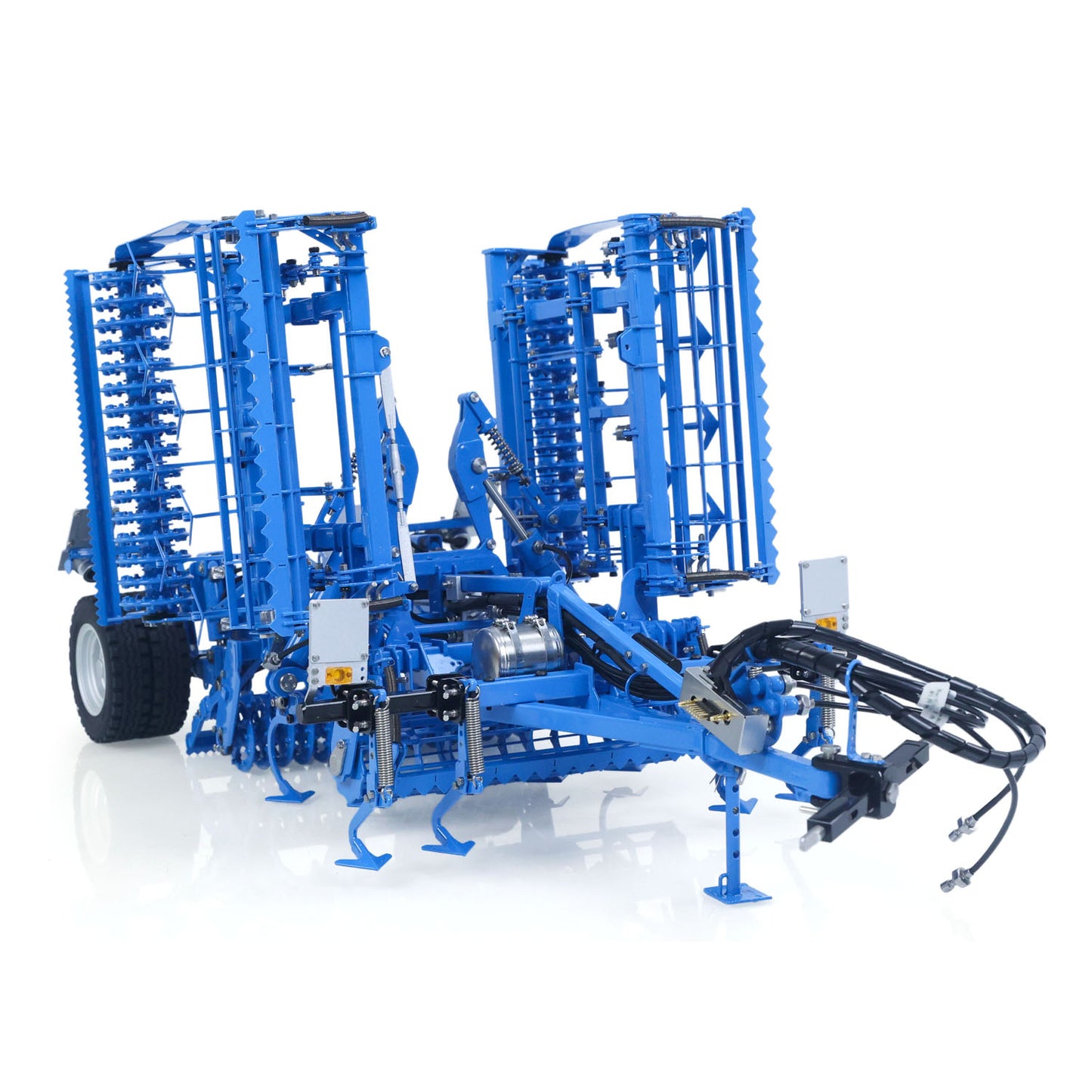 IN Stock LESU AOUE 1050 Metal 4x4 1/14 RC Tractor Truck Hydraulic Agricultural Vehicles K500 Seedbed Pre-sowing Soil Preparation Machine Frsky XE Lite