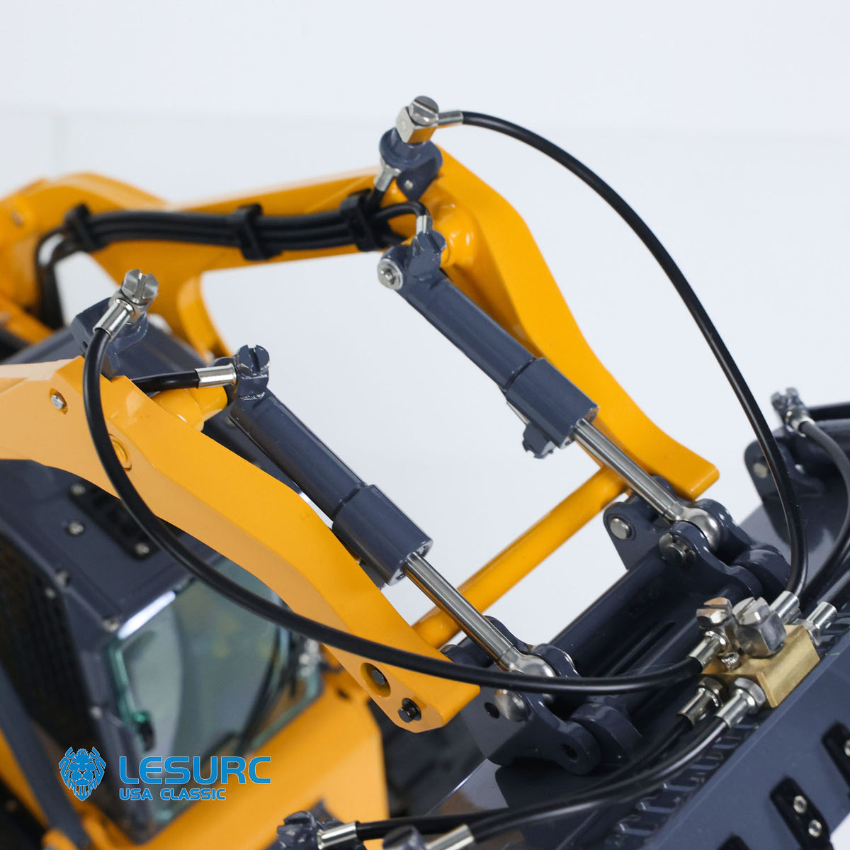 US Stock LESU Aoue LT5 1/14 RC Hydraulic Skid-Steer Loader with I6S Radio Controller Sound Light System