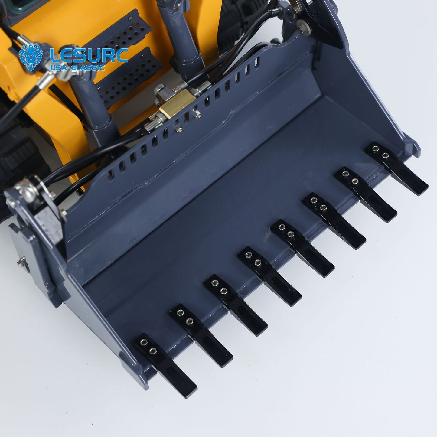 LESU AoueLT5 1/14 Stainless Steel Hydraulic RC Skid-Steer Loader B0008 with Light Sound System for Construction Vehicle Model Enthusiast