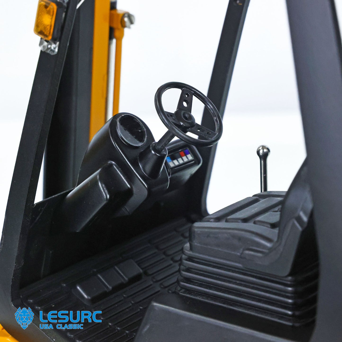 LESU A0002 1/14 Metal RC Hydraulic Forklift with FlySky I6S Radio Controller Sound Light System for Remote Control Construction Vehicle Enthusiasts