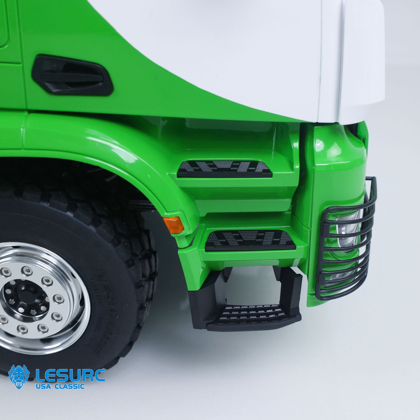 LESU Z0017 1/14 Metal Hydraulic 8x8 RC Dump Truck with Crane Brushless ESC 2 Transmission Differential Axles Sound Light System
