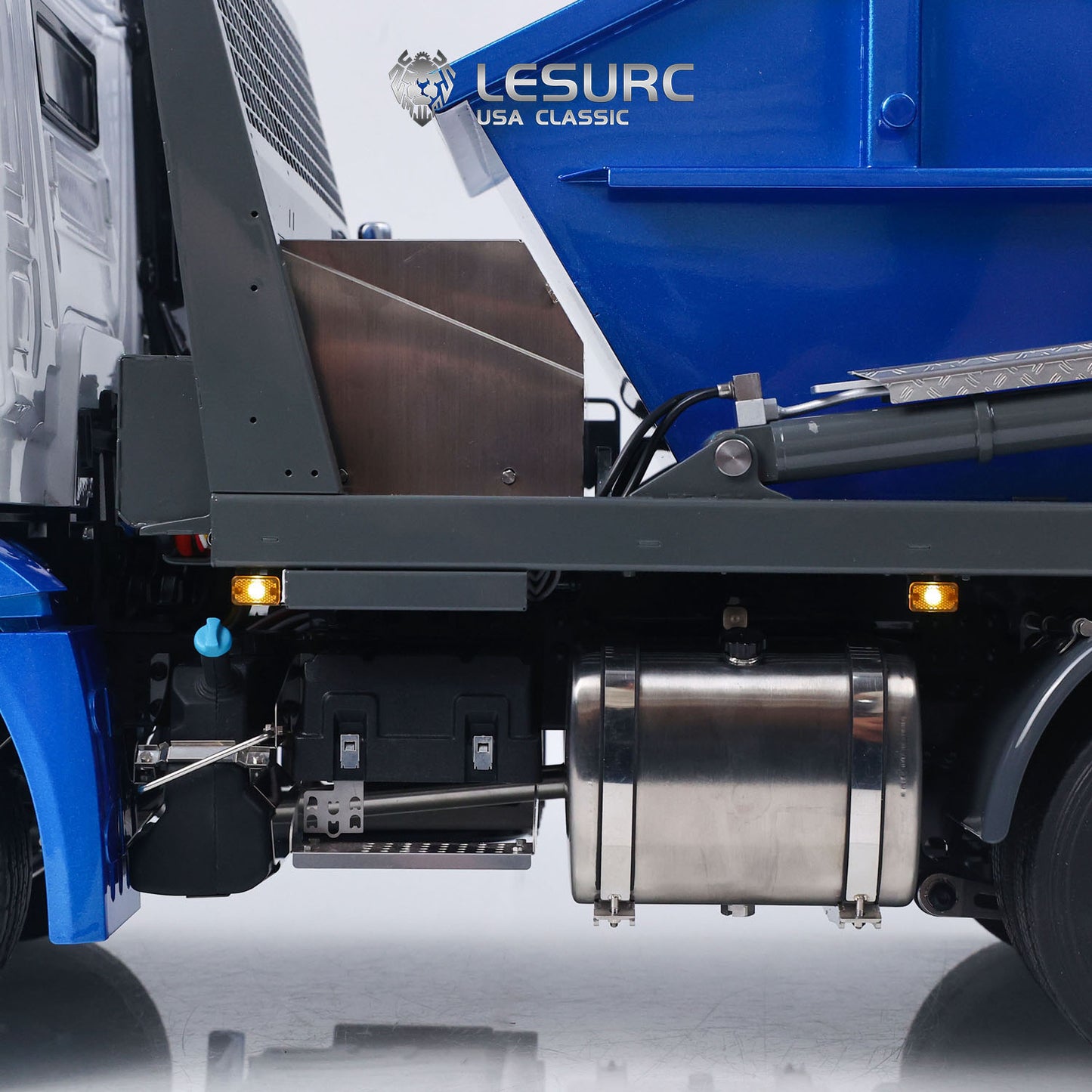 LESU 1/14 4X4 Skip Loader 3Speed 3363 MetalChassisRC Hydraulic Swing Arm Garbage Dump Truck Light Sound Hub Reduction Axle