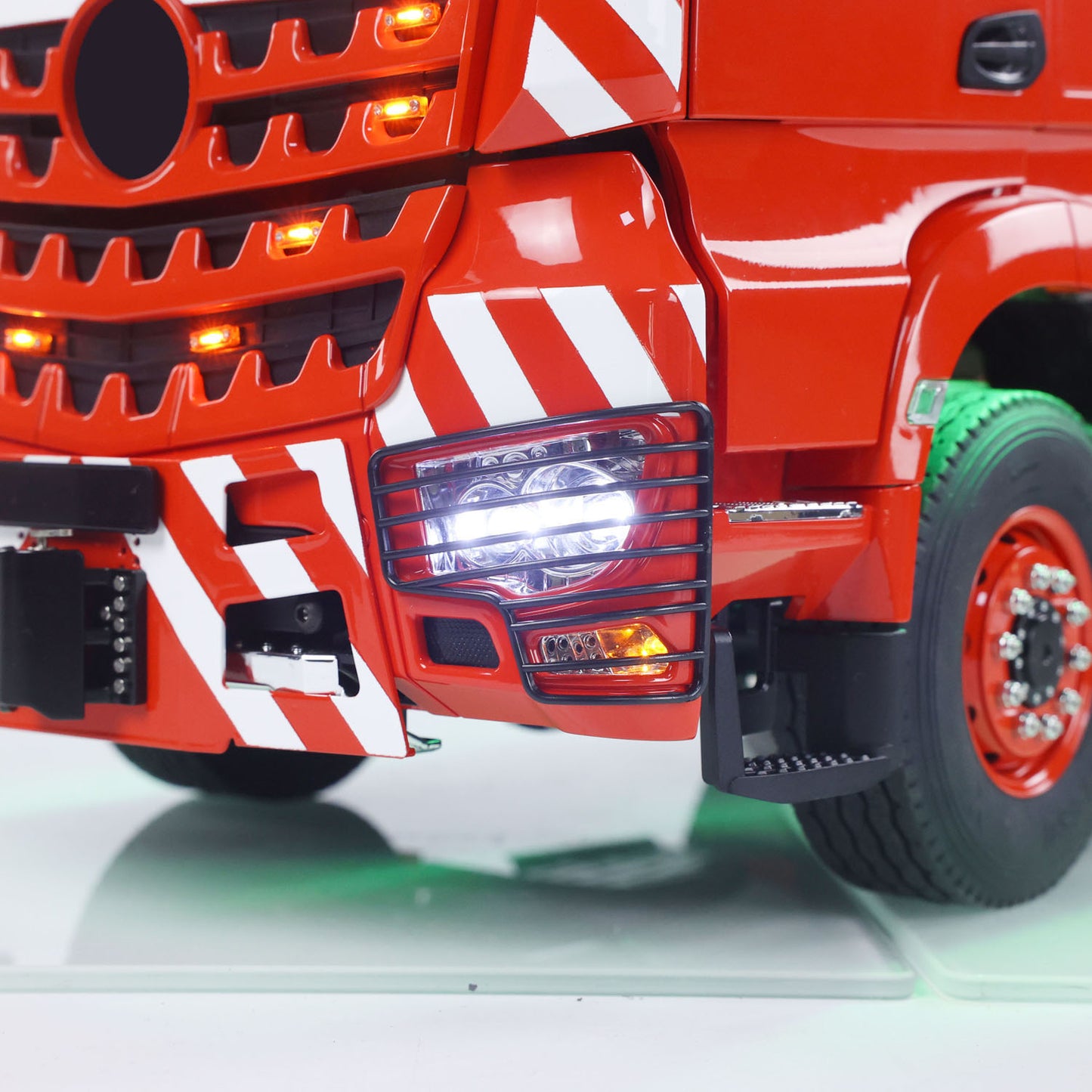 TOUCAN 10X8 Metal Chassis 3363 1/14 RC Tractor Truck RTR Lorry Car Smoke Sound 2Speed Gearbox ST8 Battery Rotating Light