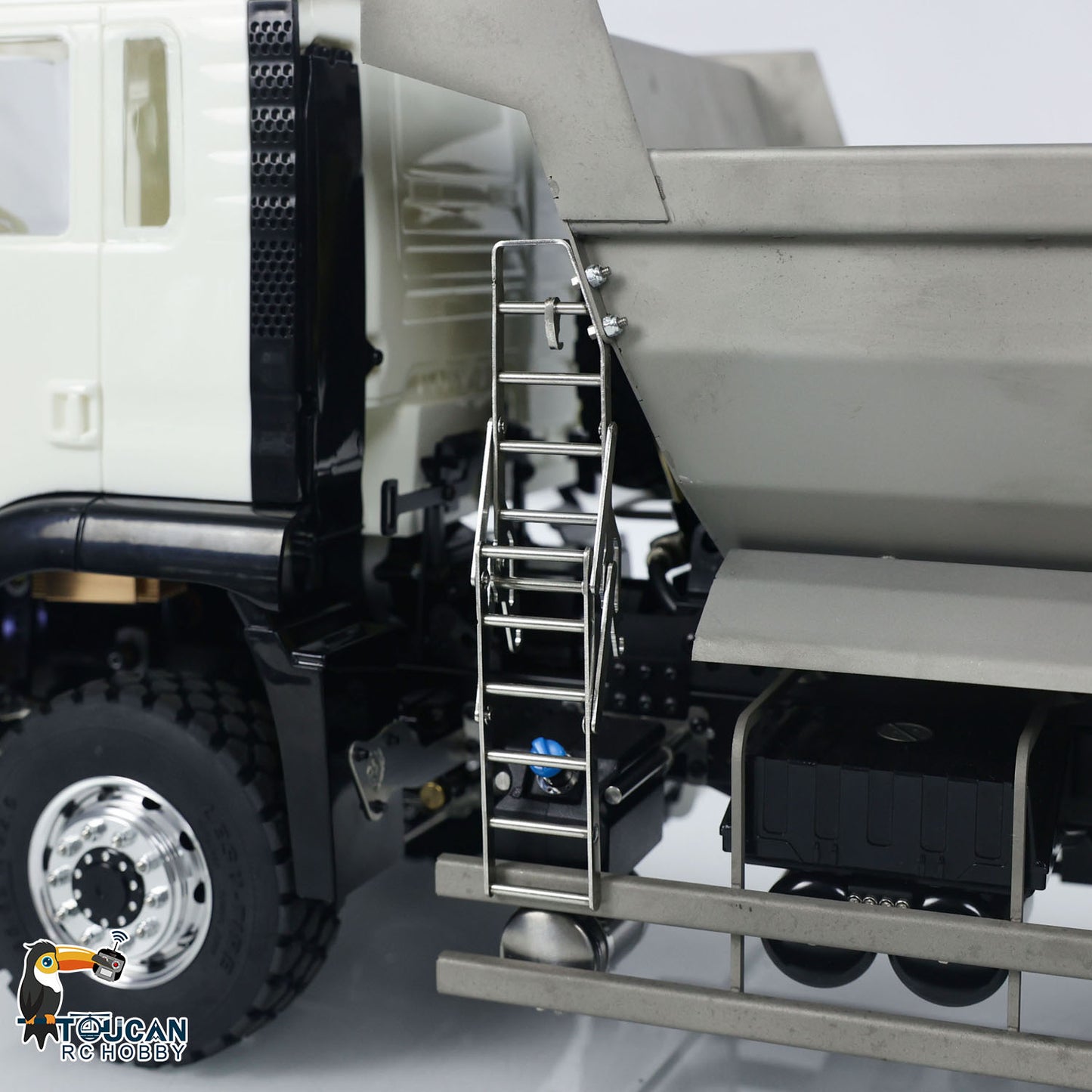 LESU Metal 1/14 Remote Control 6*6 Tractor Truck Dumper Model RC Engineering Vehicle Car With Front Multi-stage U Bucket