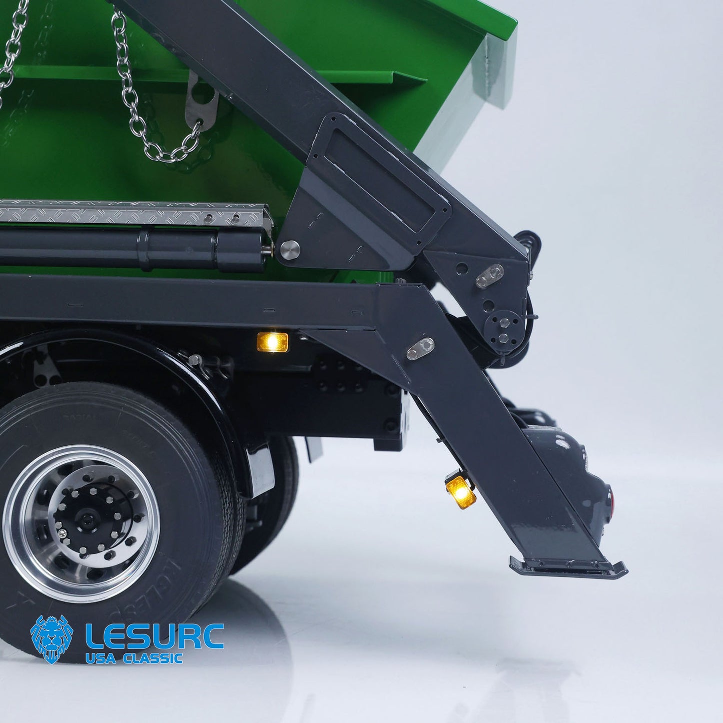 LESU Z0068 1/14 Metal 4x4 Hydraulic Swing Arm Garbage Vehicle with TGS Cabin 3 Speed Transmission 4CH Reversing Valve Lock Differential Axles