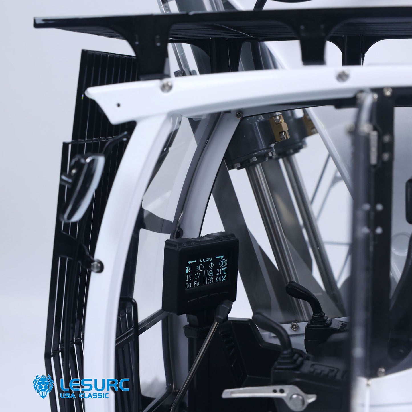 LIMITED-TIME SALE IN Stock Metal LESU 1/14 RC Hydraulic Excavator 2 Arms LR956 Remote Control Digger Model 4MPA Dual Pumps Light 3S Battery PL18EV LITE