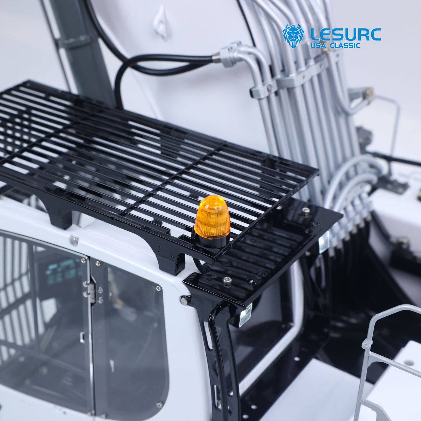 LIMITED-TIME SALE IN Stock Metal LESU 1/14 RC Hydraulic Excavator 2 Arms LR956 Remote Control Digger Model 4MPA Dual Pumps Light 3S Battery PL18EV LITE