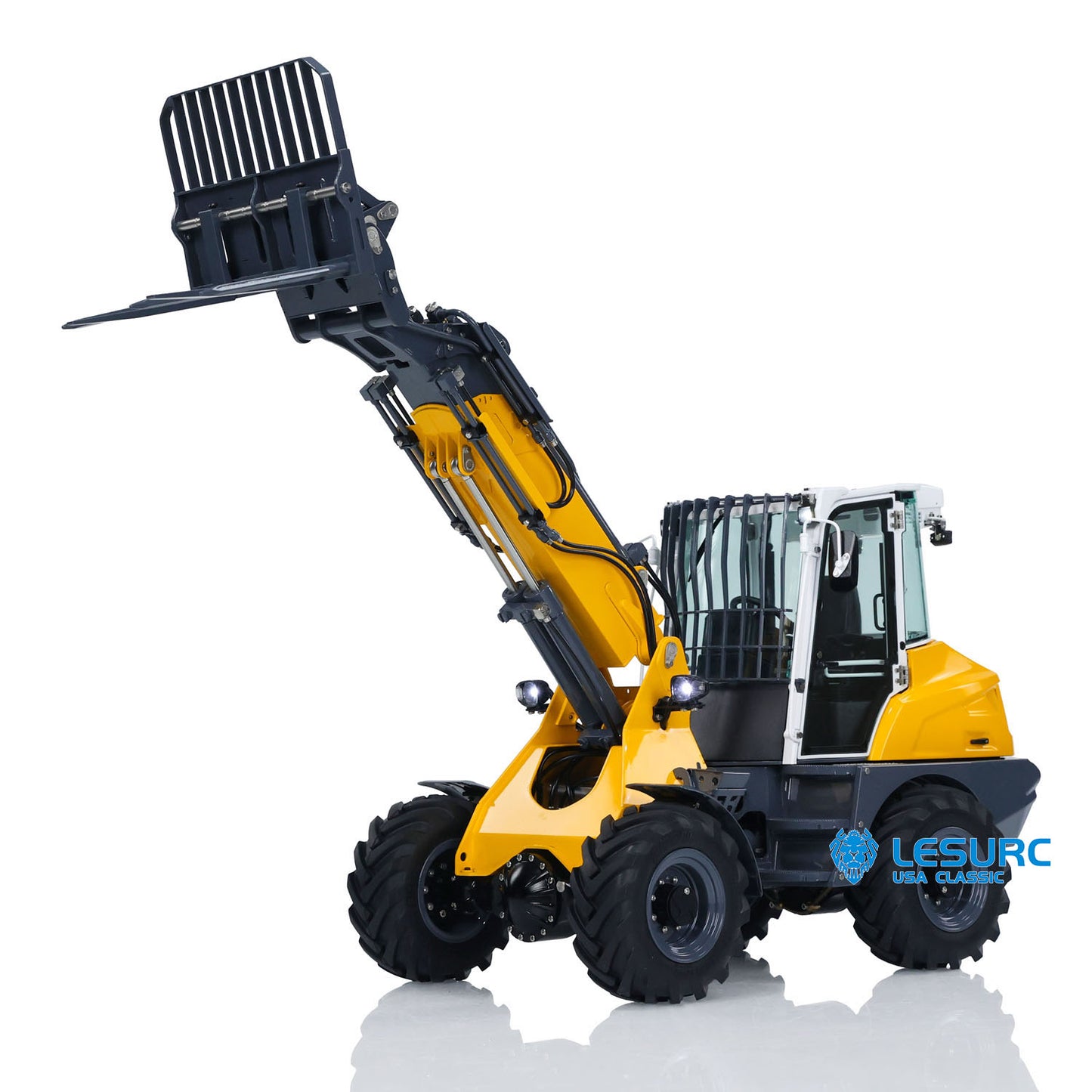 LESU AT1050 1:14 RC Hydraulic Fork Truck Metal Radio Control Telescopic Arm Loader Car Models Engineering Vehicle Light Sound