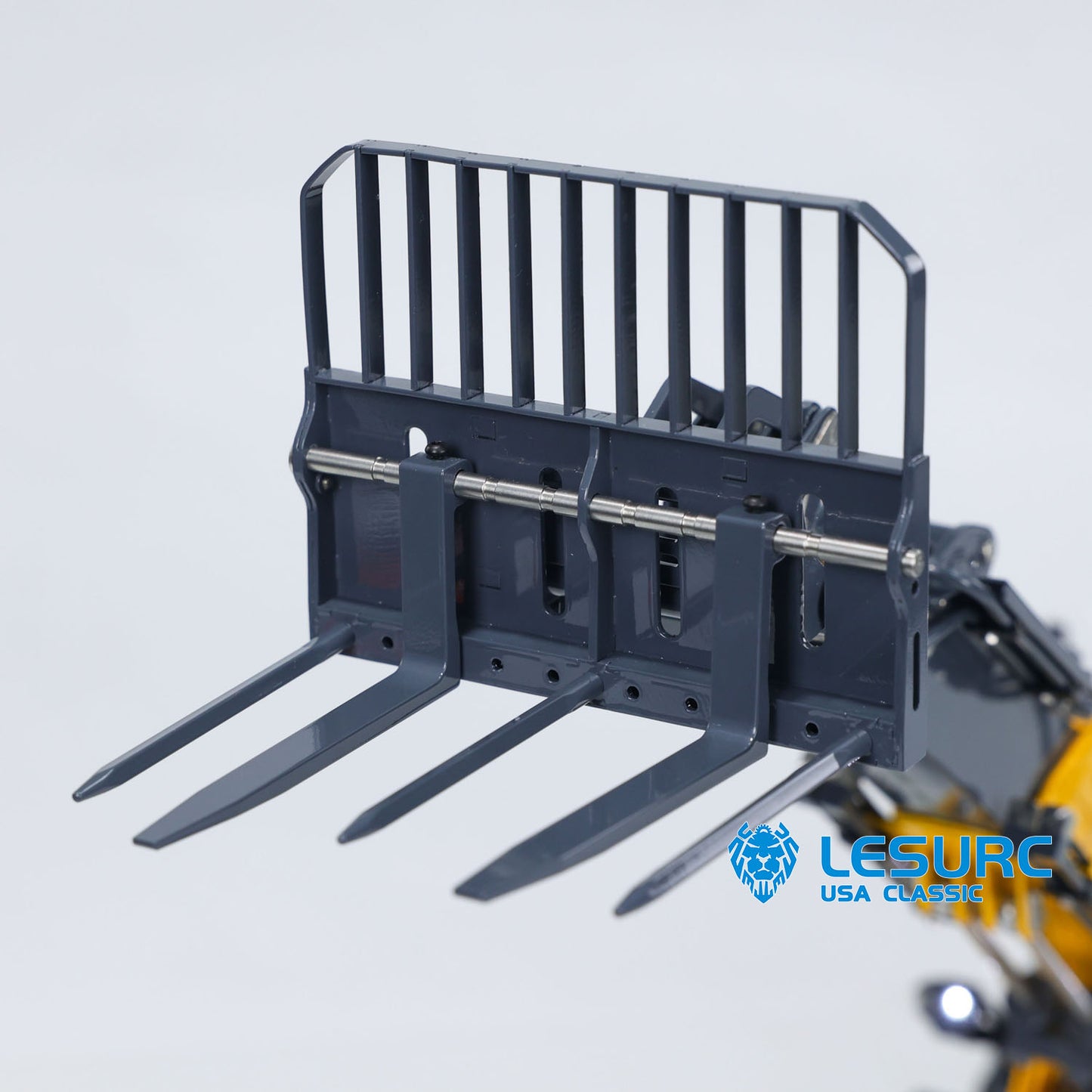 LESU RTR 1:14 RC Hydraulic Telescopic Arm Loader Metal AT1050 Fork Lift Trucks Engineering Vehicle Model Light FlySky I6S Radio