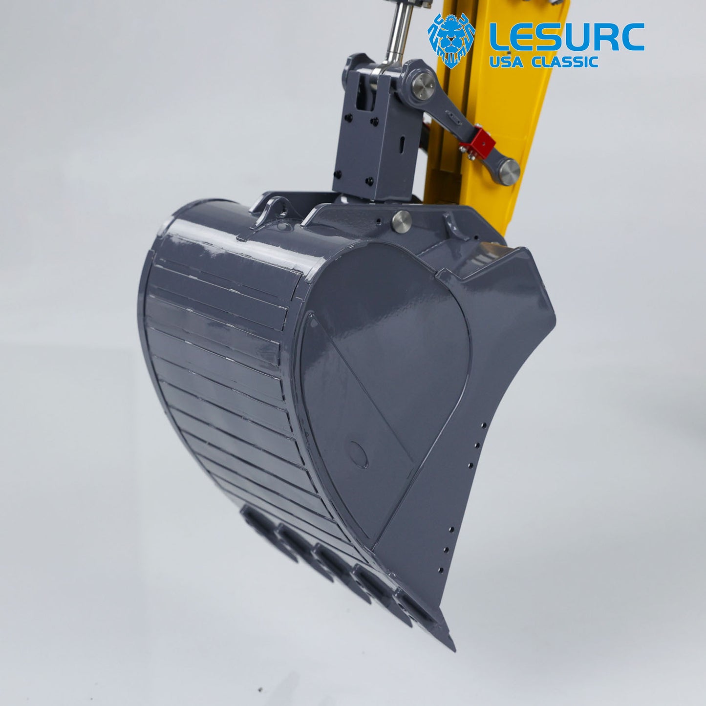 LESU Aoue-LR945 1/14 Metal RC Hydraulic Excavator B0017 3 Arms Digger Model with Light System for Construction Vehicle Model Hobbyists