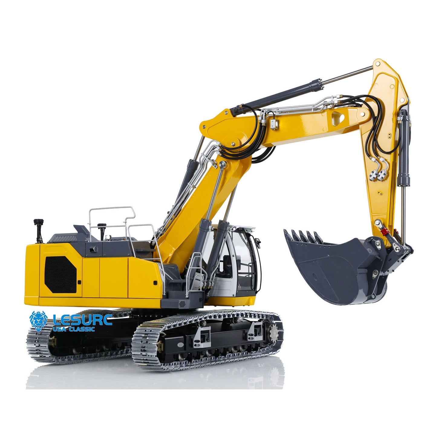 LESU Aoue-LR945 1/14 Metal RC Hydraulic Excavator B0017 RTR Digger with FlySky PL18EV Lite 7CH Valve Light System for Engineering Vehicle Enthusiast