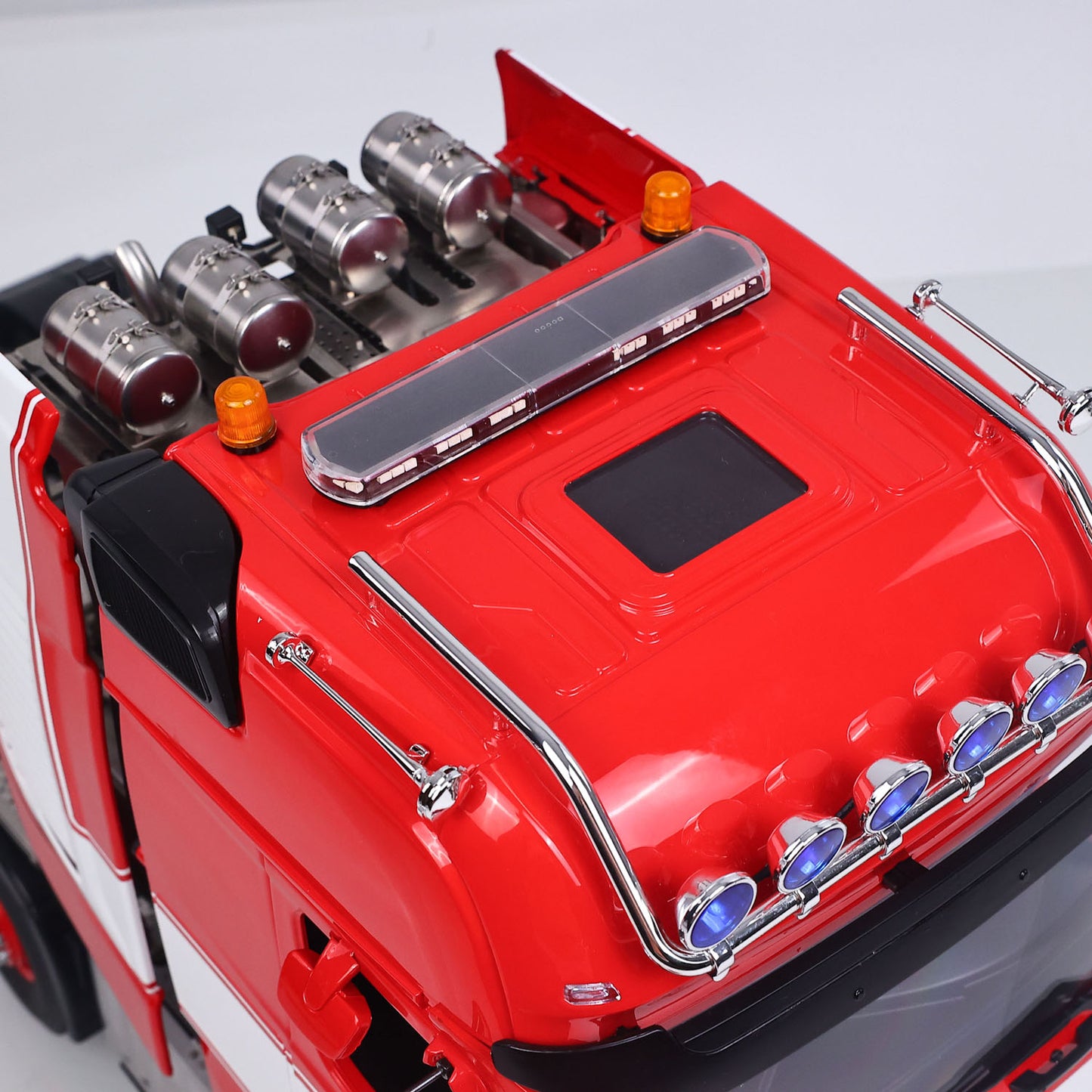 IN STOCK 1/14 LESU 8*8 3 Speed Highline RC Tractor Truck Metal Heavy-duty Chassis DIY RC Cabin W/ Motor Smoke Unit Light Sound Radio