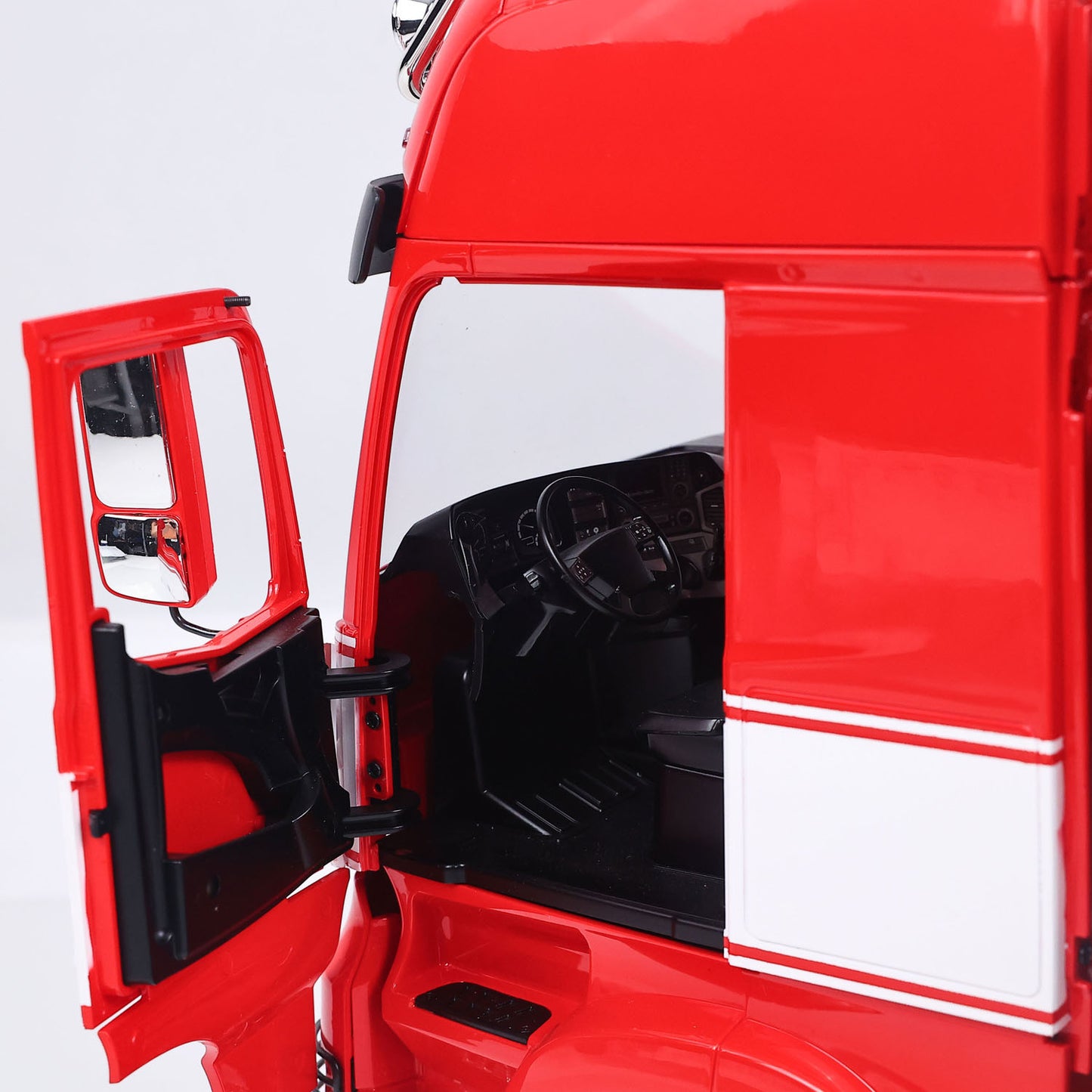 IN STOCK 1/14 LESU 8*8 3 Speed Highline RC Tractor Truck Metal Heavy-duty Chassis DIY RC Cabin W/ Motor Smoke Unit Light Sound Radio